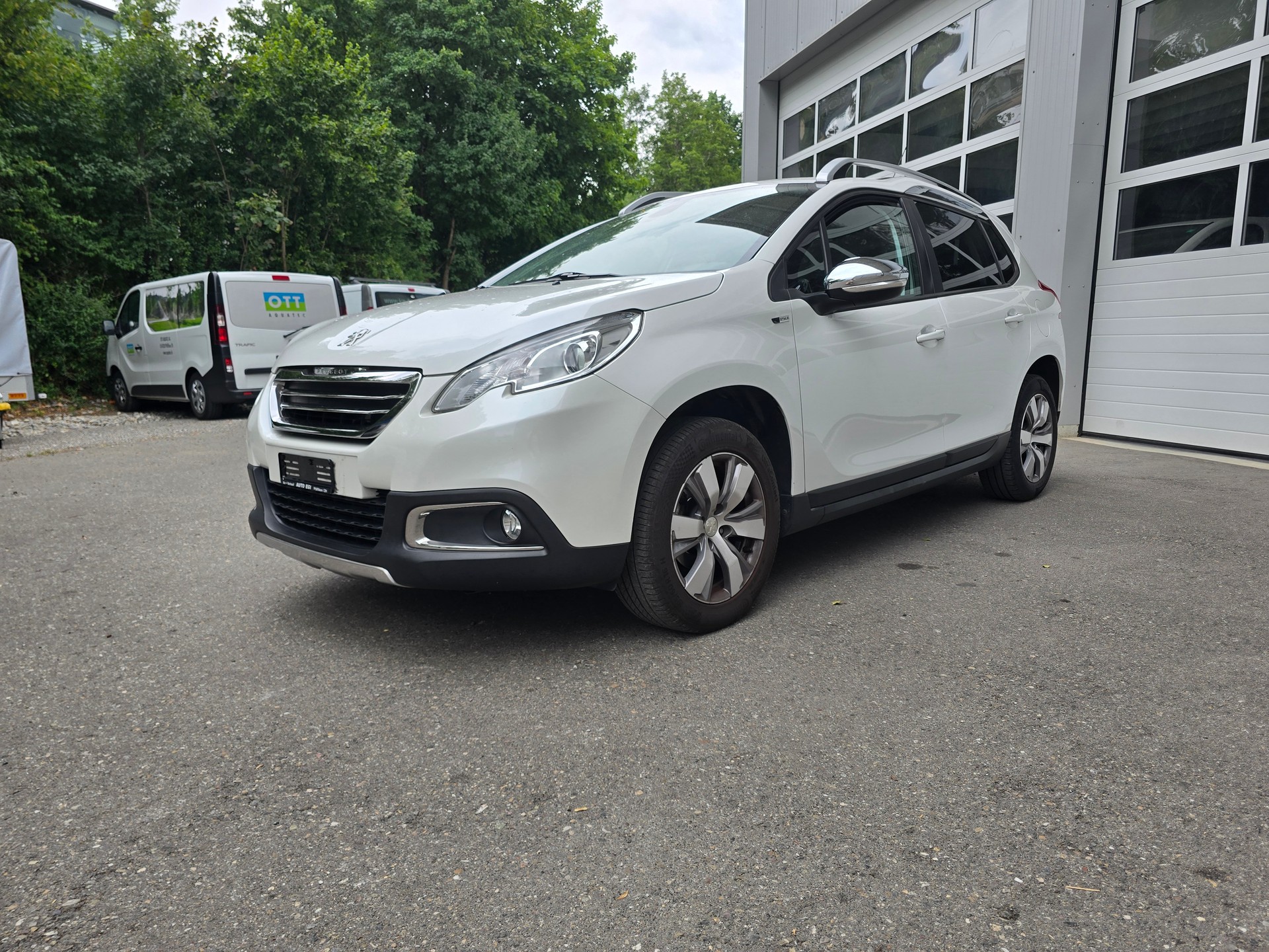 PEUGEOT 2008 1.2 VTI Style