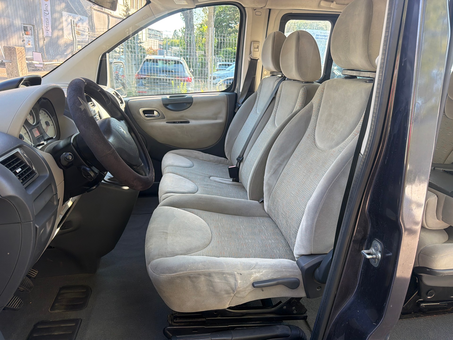 PEUGEOT Expert Tepee 2.0 HDi Confort L2 * 09X Sitzplätzer * Klimaanlage * Park Sensor H * AHK 2000Kg * Letzte MFK 07.2022 * B04-image-14