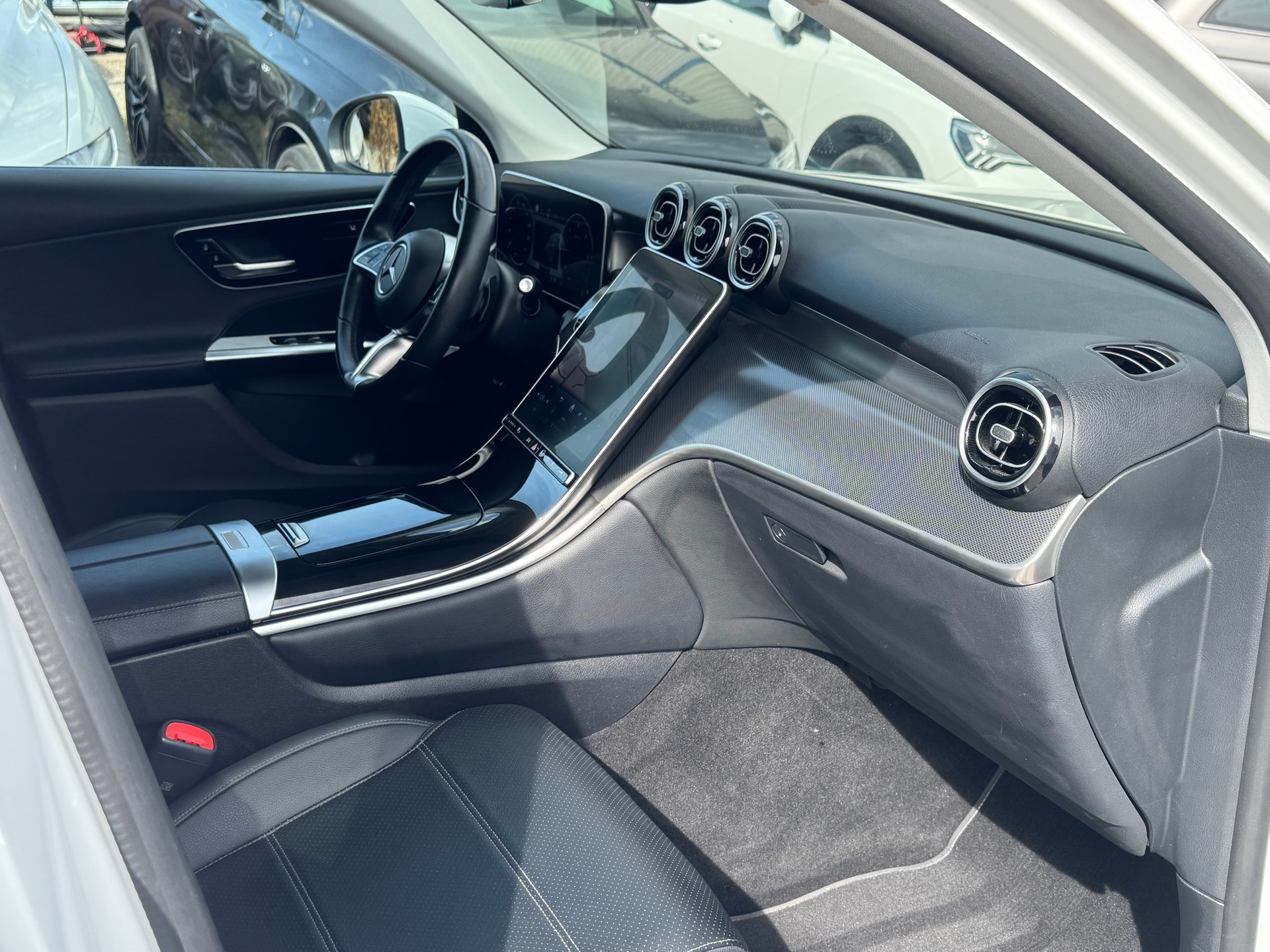 MERCEDES-BENZ GLC 220 d 4Matic 9G-Tronic-image-6
