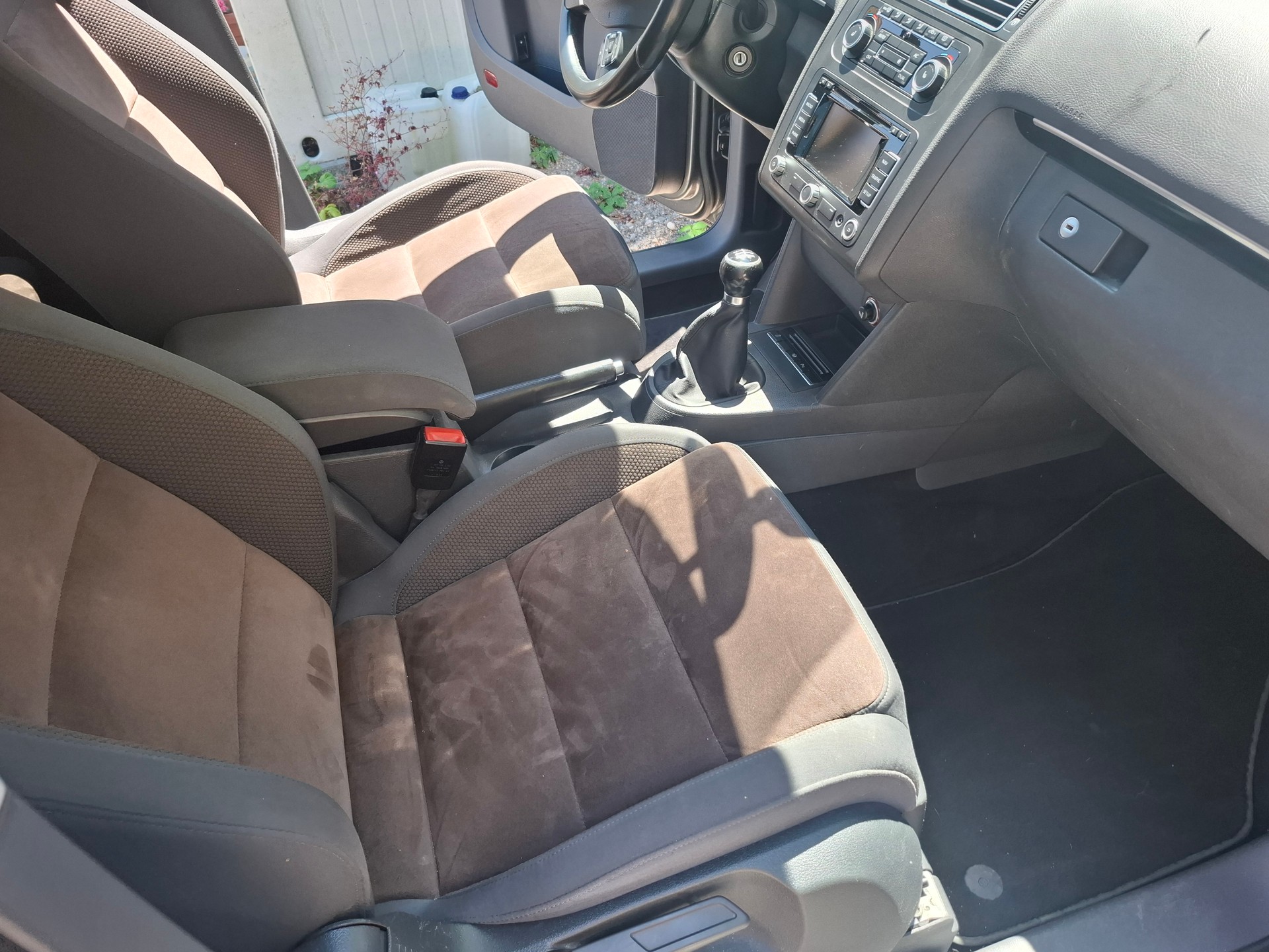 VW Touran 1.4 TSI Trendline-image-10
