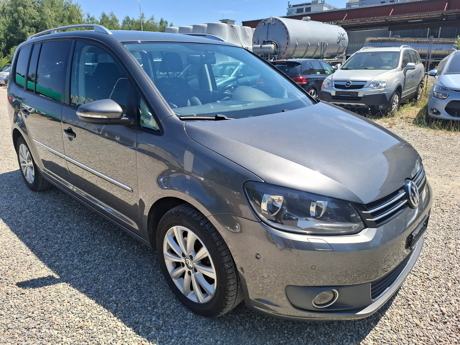 VW Touran 1.4 TSI Trendline-image-1
