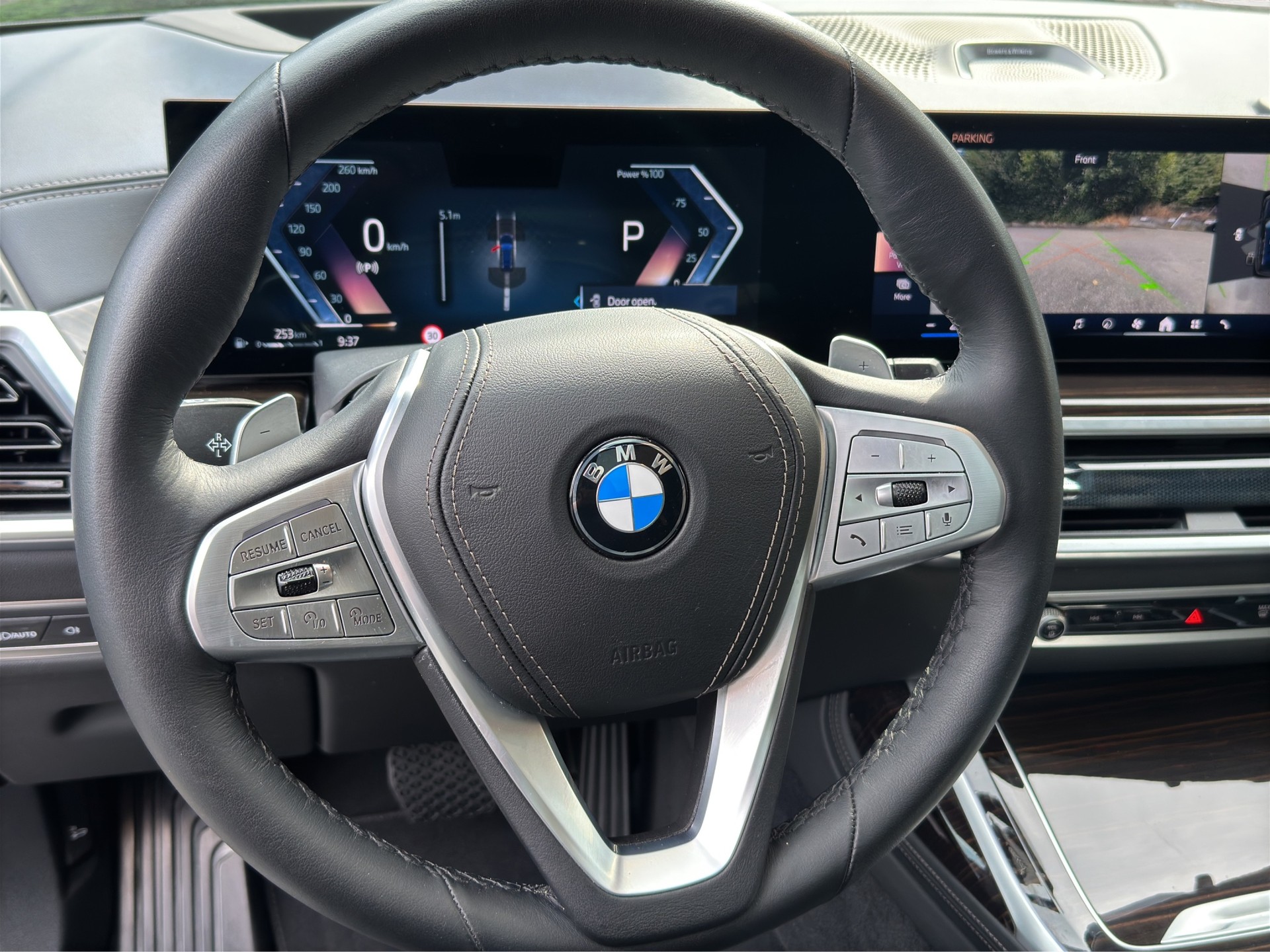 BMW X7 xDrive 48V 40i (CH) FACELIFT-image-17