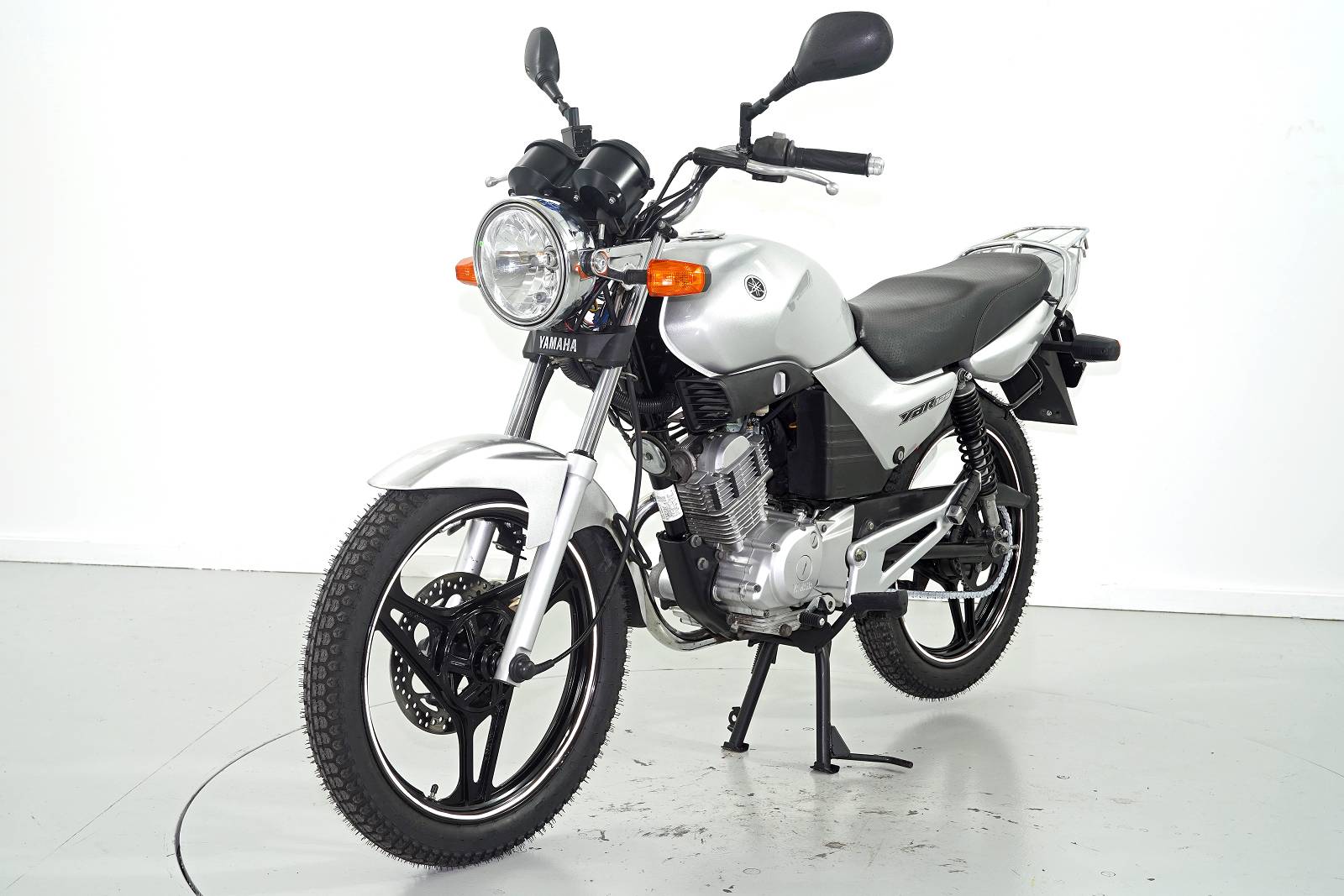 YAMAHA YBR 125-image-2