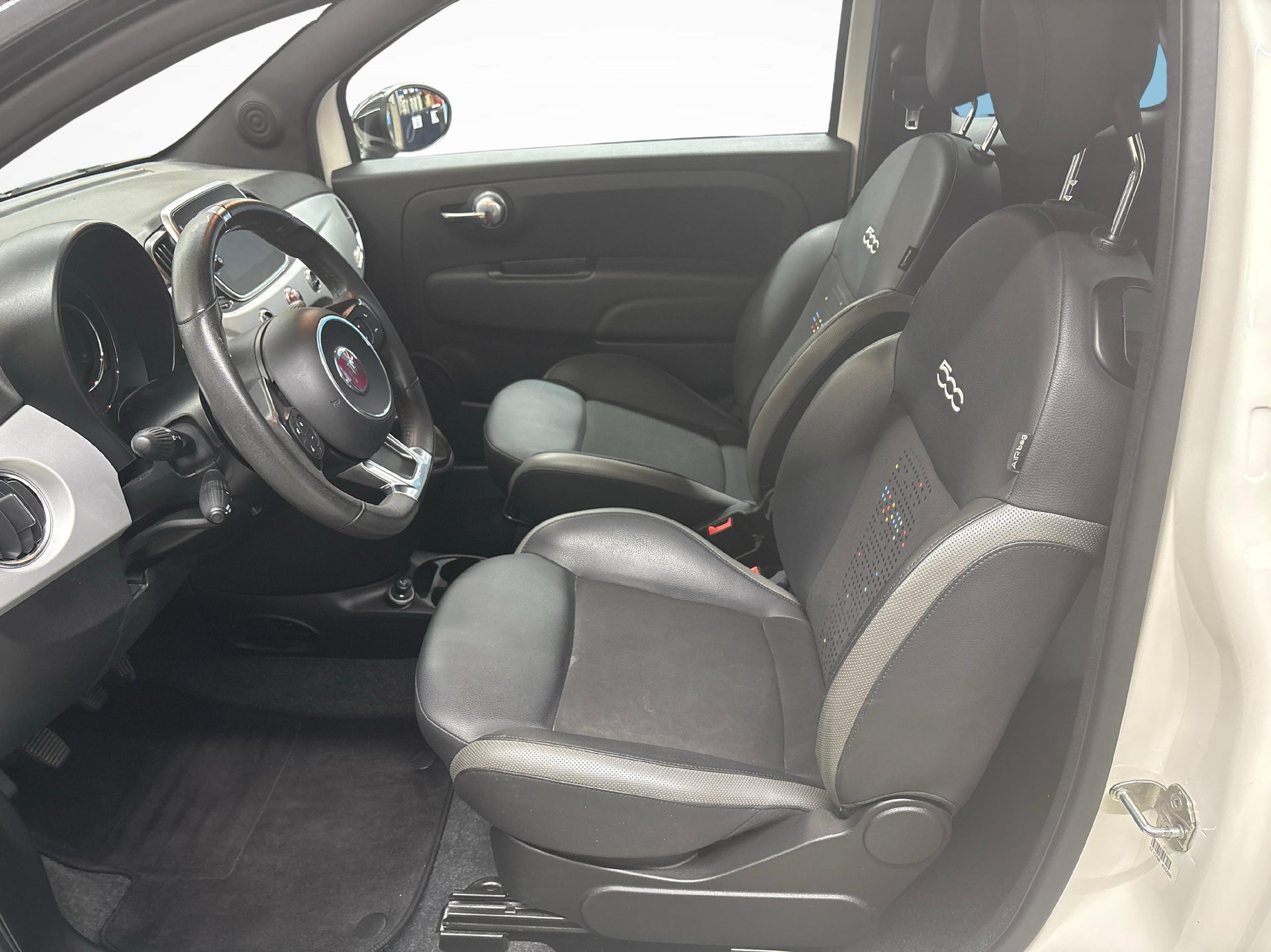 FIAT 500 C 1.0 Hybrid Hey Google-image-9