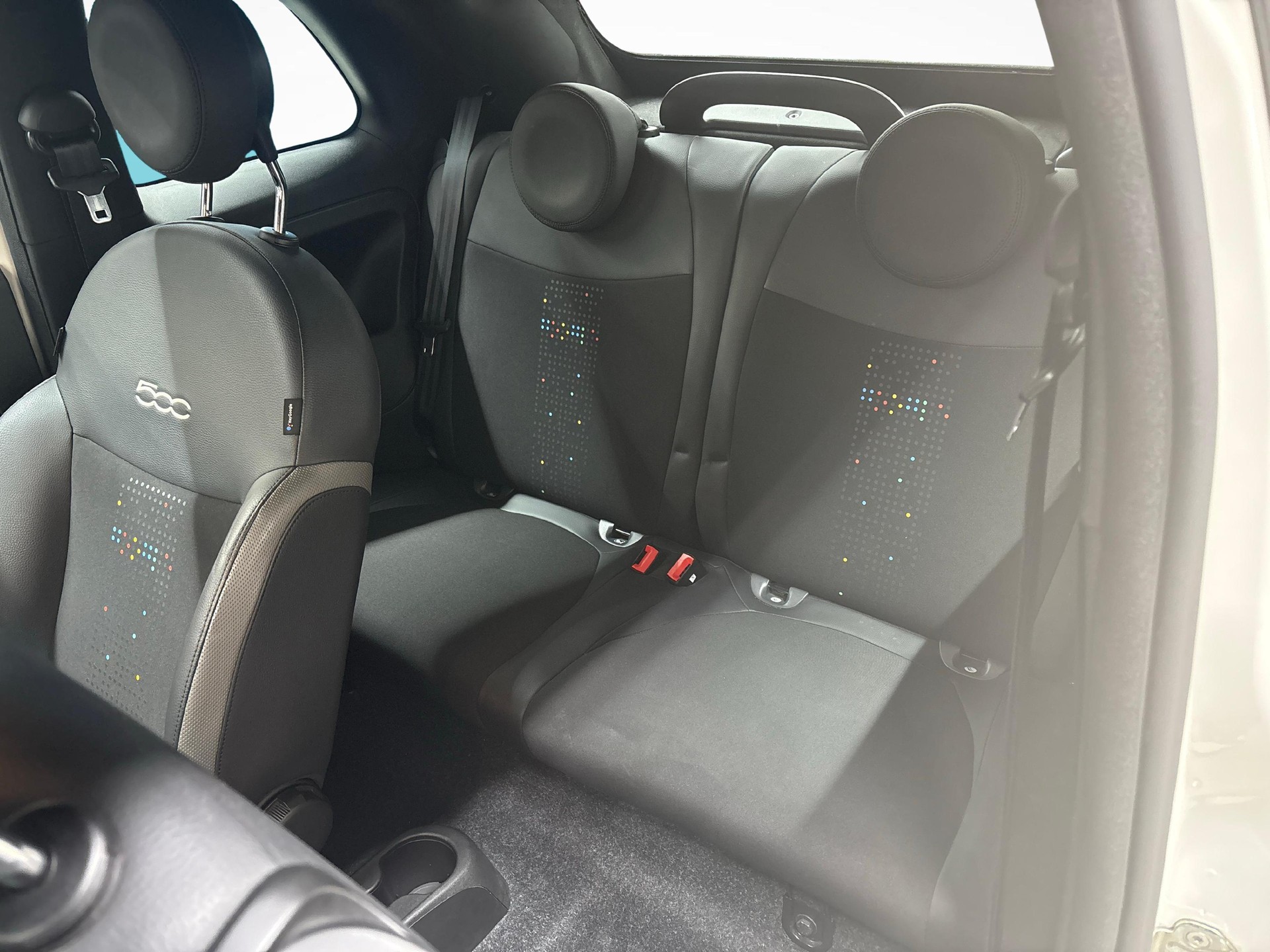 FIAT 500 C 1.0 Hybrid Hey Google-image-10