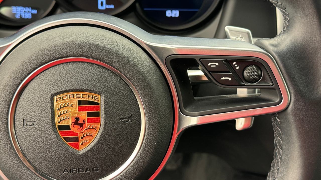 PORSCHE Macan PDK-image-9