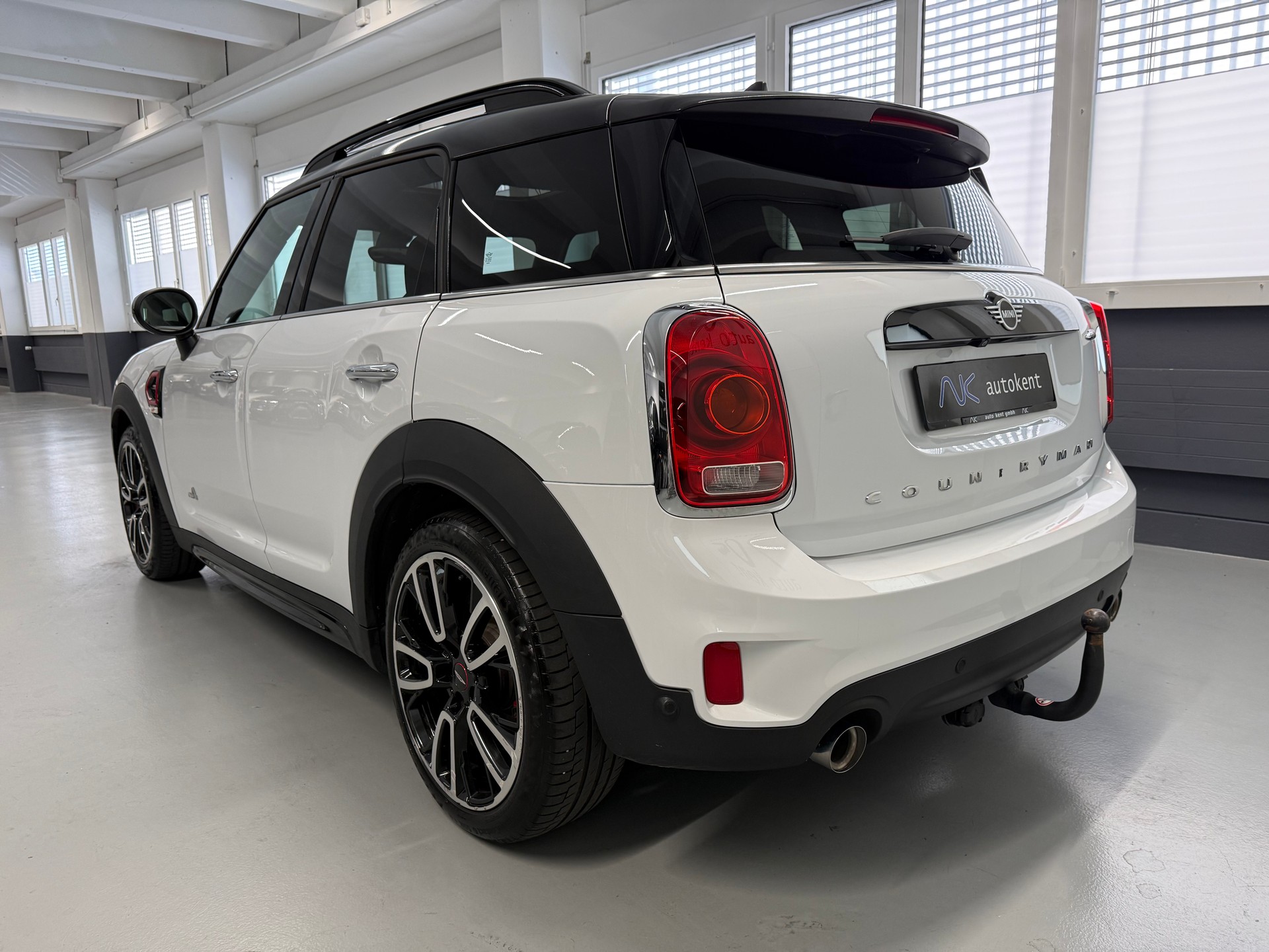 MINI Countryman John Cooper Works ALL4 Steptronic-showroom-element-3