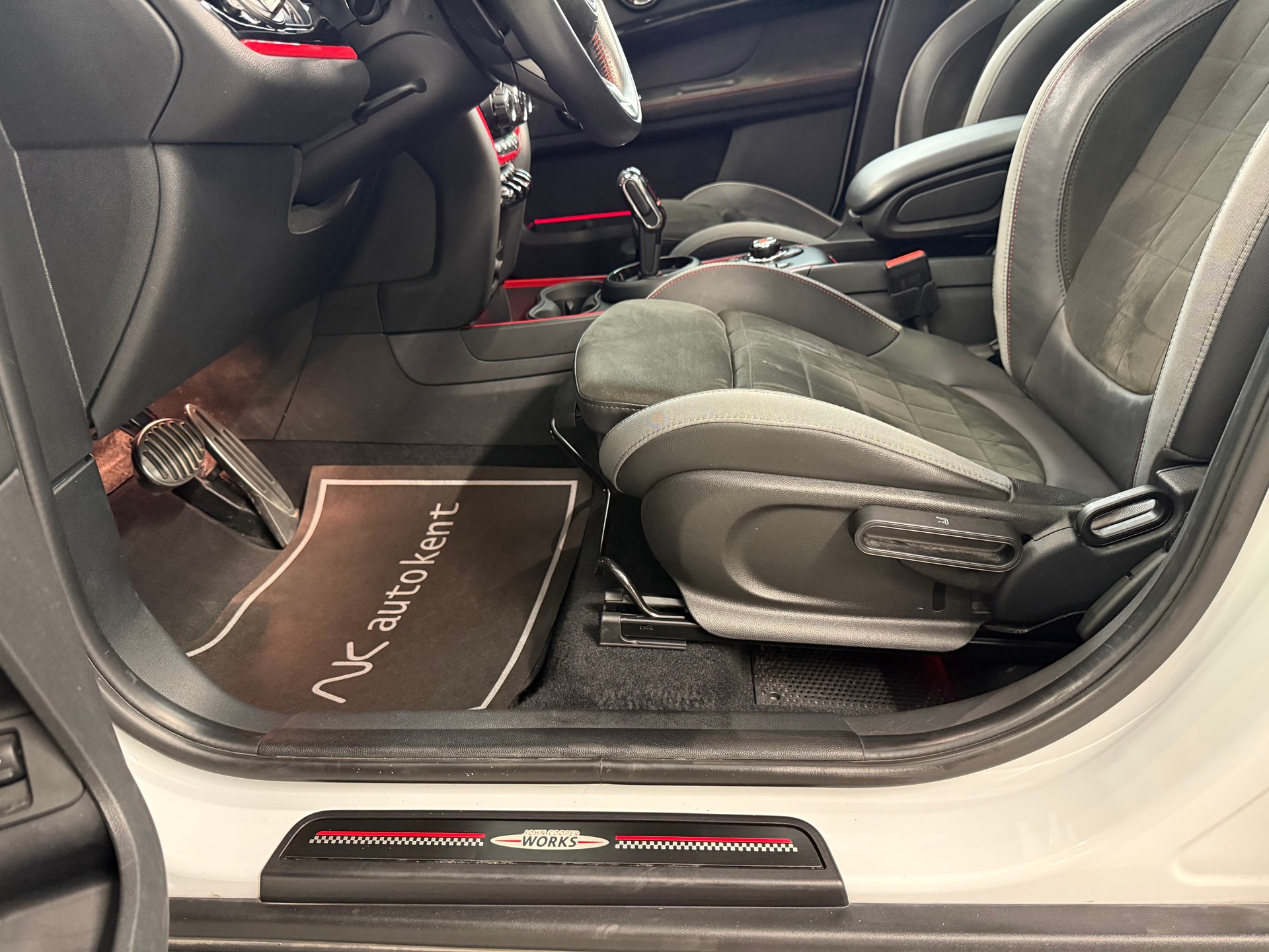 MINI Countryman John Cooper Works ALL4 Steptronic-image-14