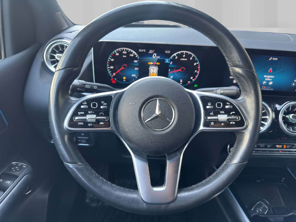MERCEDES-BENZ B 220 Progressive 4matic-image-11