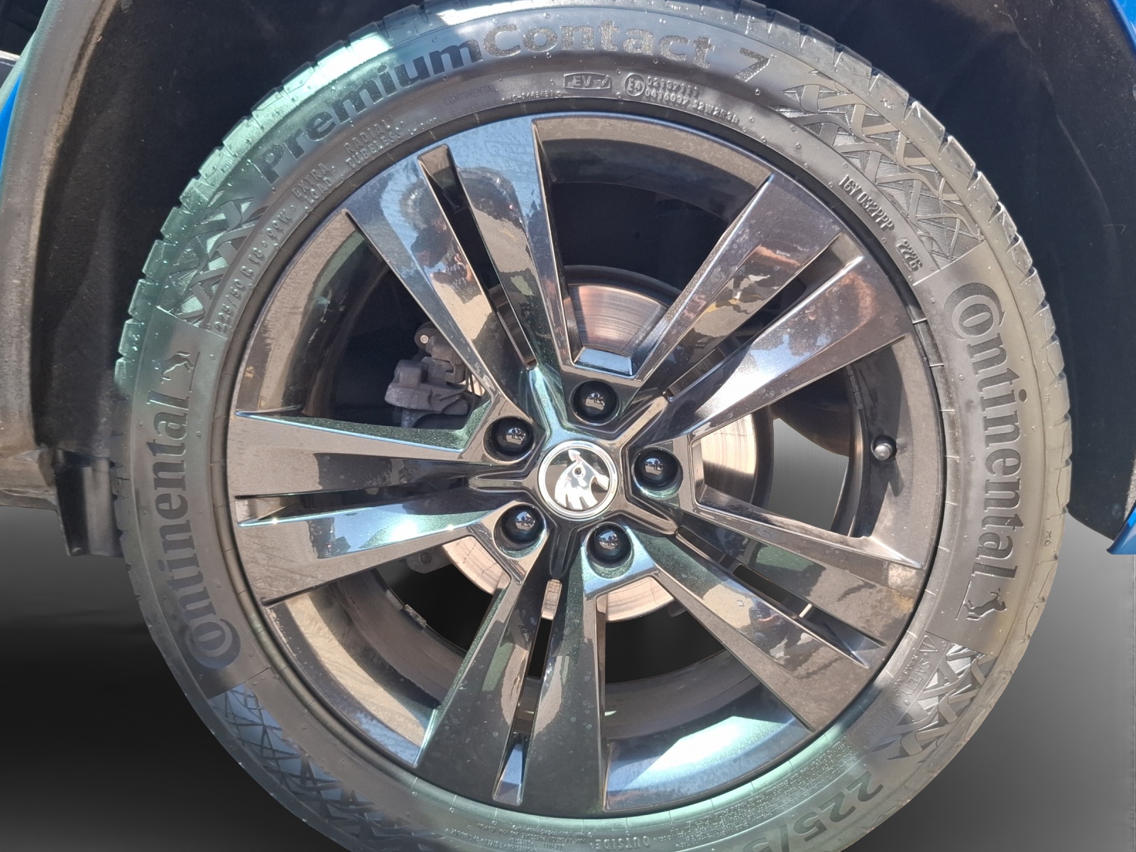 SKODA Karoq 2.0 TDI SCR SportLine 4x4 DSG-image-13