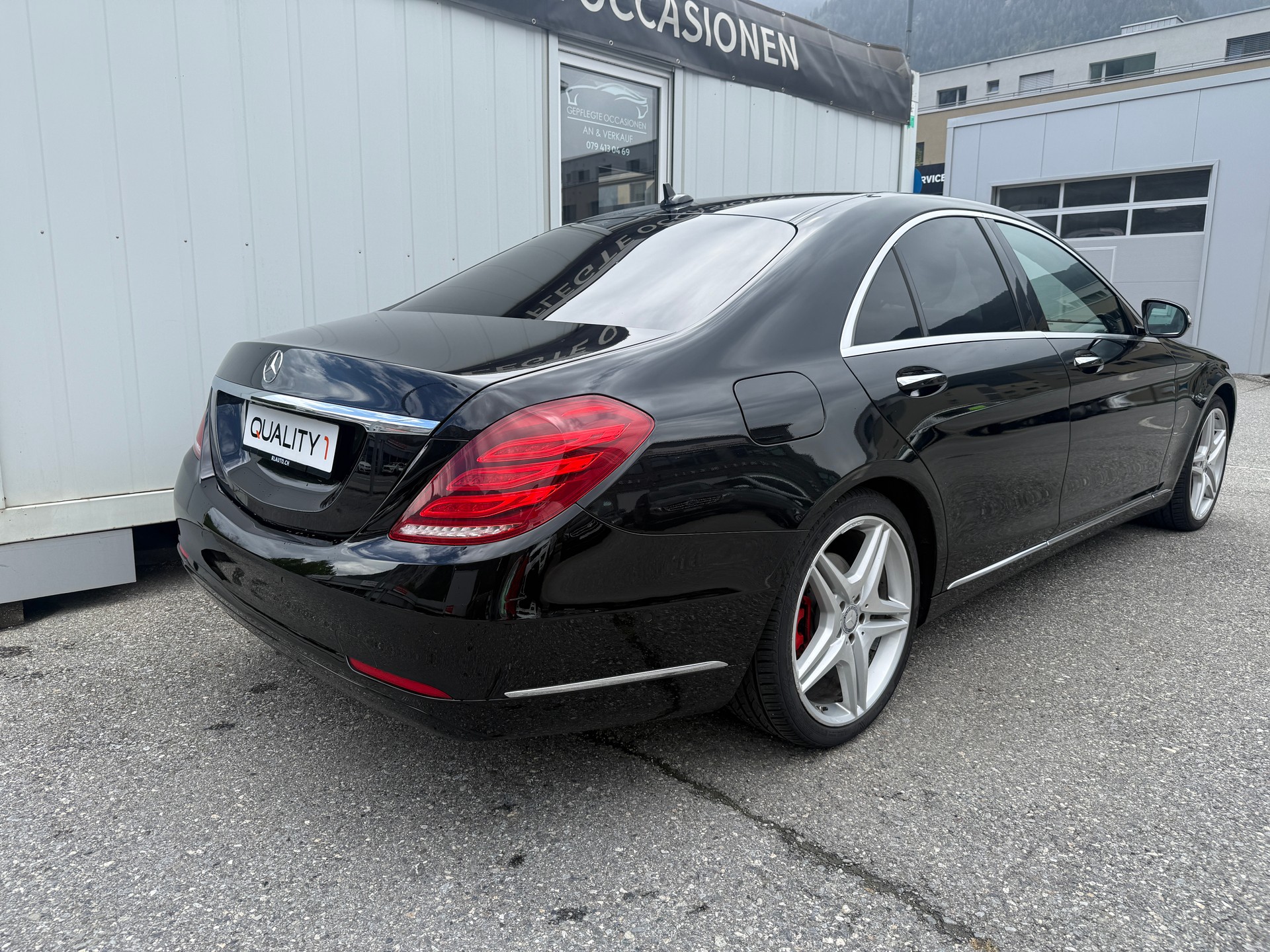 MERCEDES-BENZ S 350 BlueTEC 4Matic 7G-Tronic-showroom-element-3
