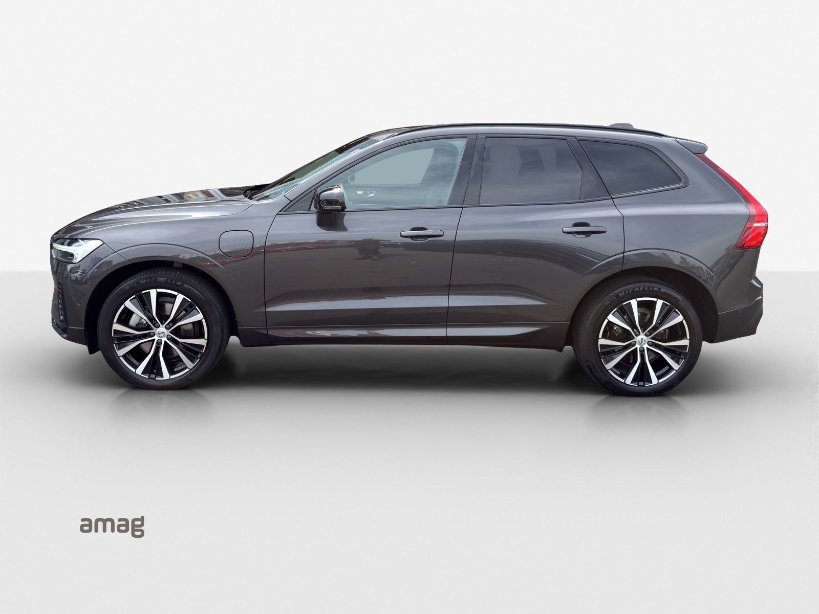 VOLVO XC60 T6 eAWD PluginHybrid Ultimate Dark Geartronic-showroom-element-1