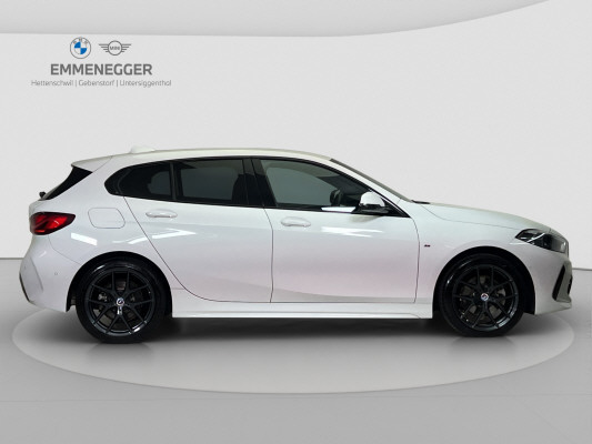 BMW 118i M Sport Steptronic-image-5