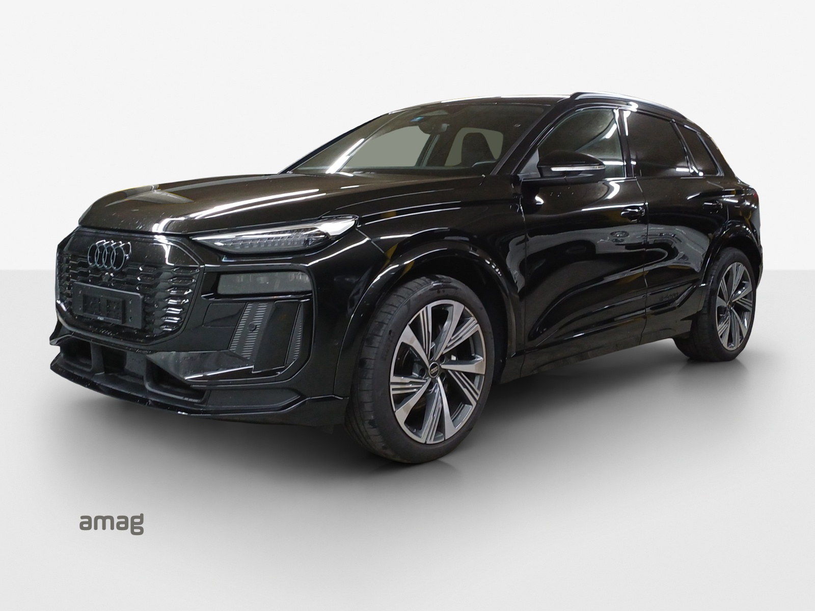 AUDI SQ6 e-tron quattro