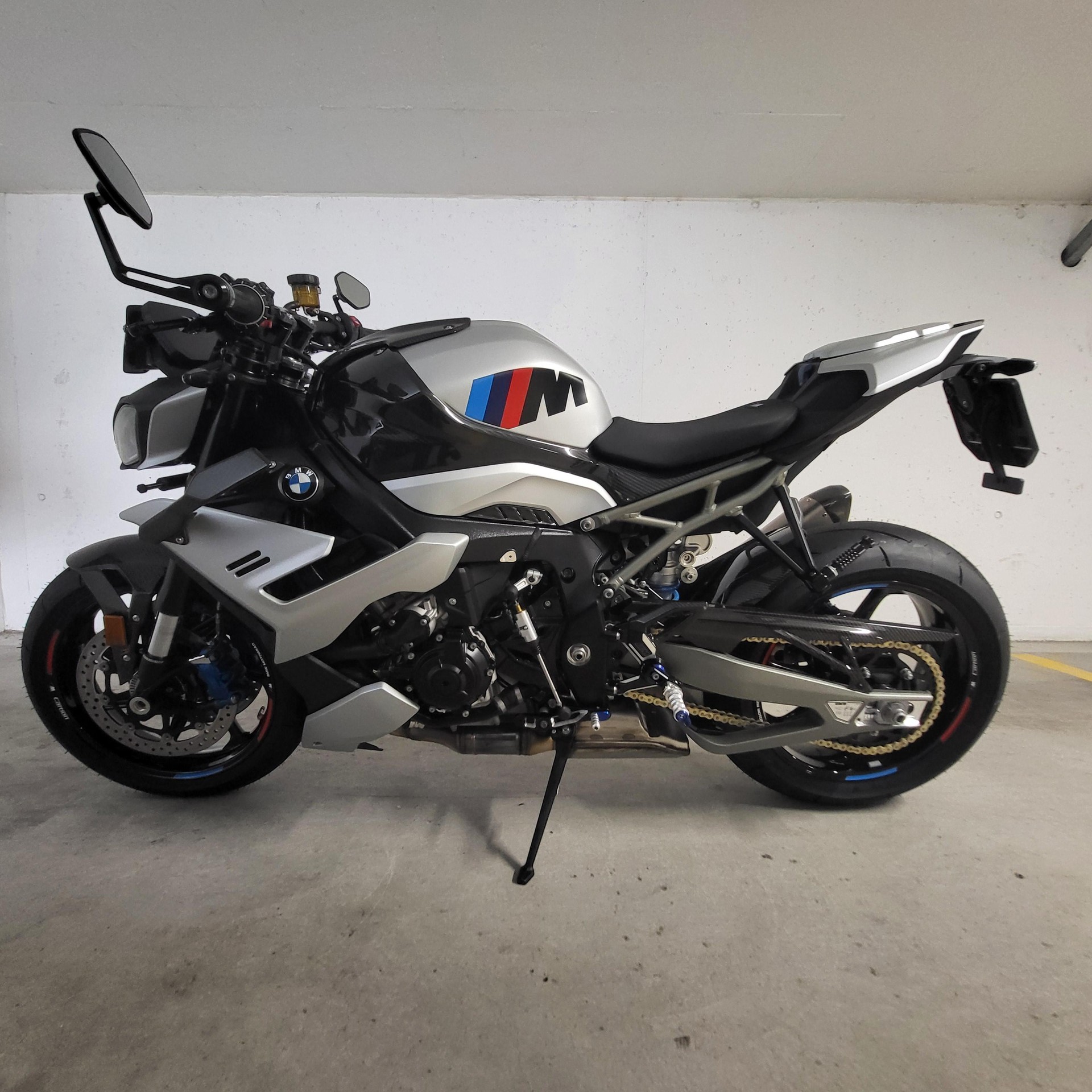 BMW M 1000 R Competition Carbon Räder-image-3