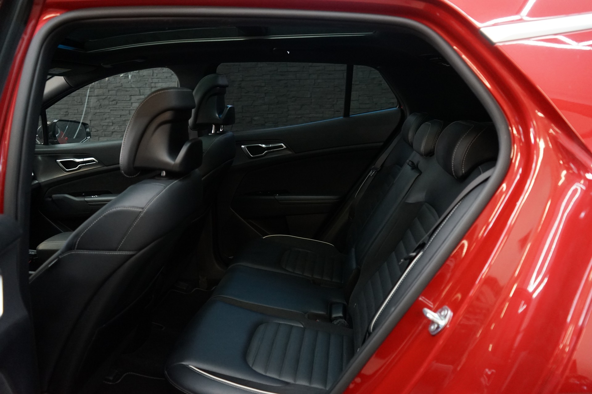 KIA Sportage 1.6T-GDi PHEV GT-Line 4x4 A-image-23