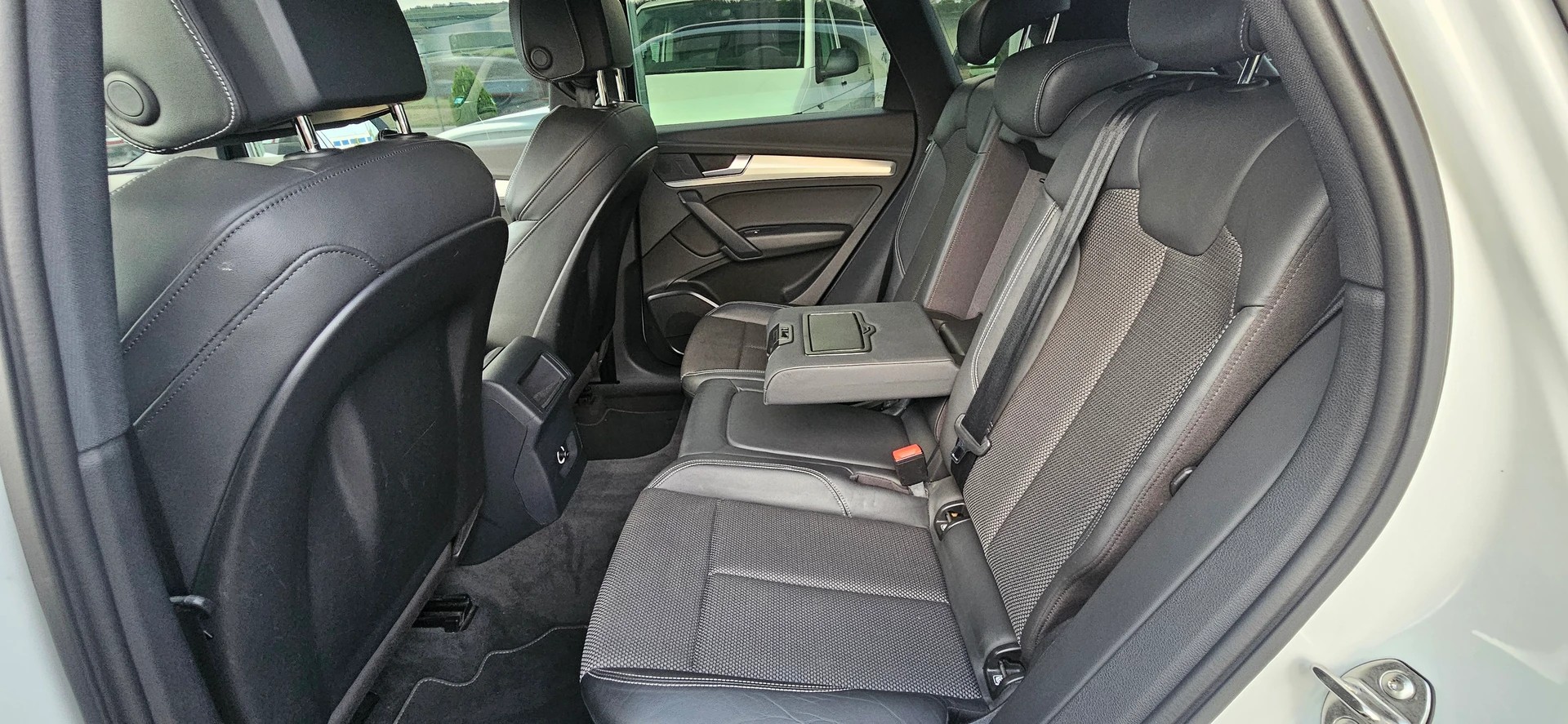 AUDI Q5 3.0 TDI sport quattro tiptronic-image-10