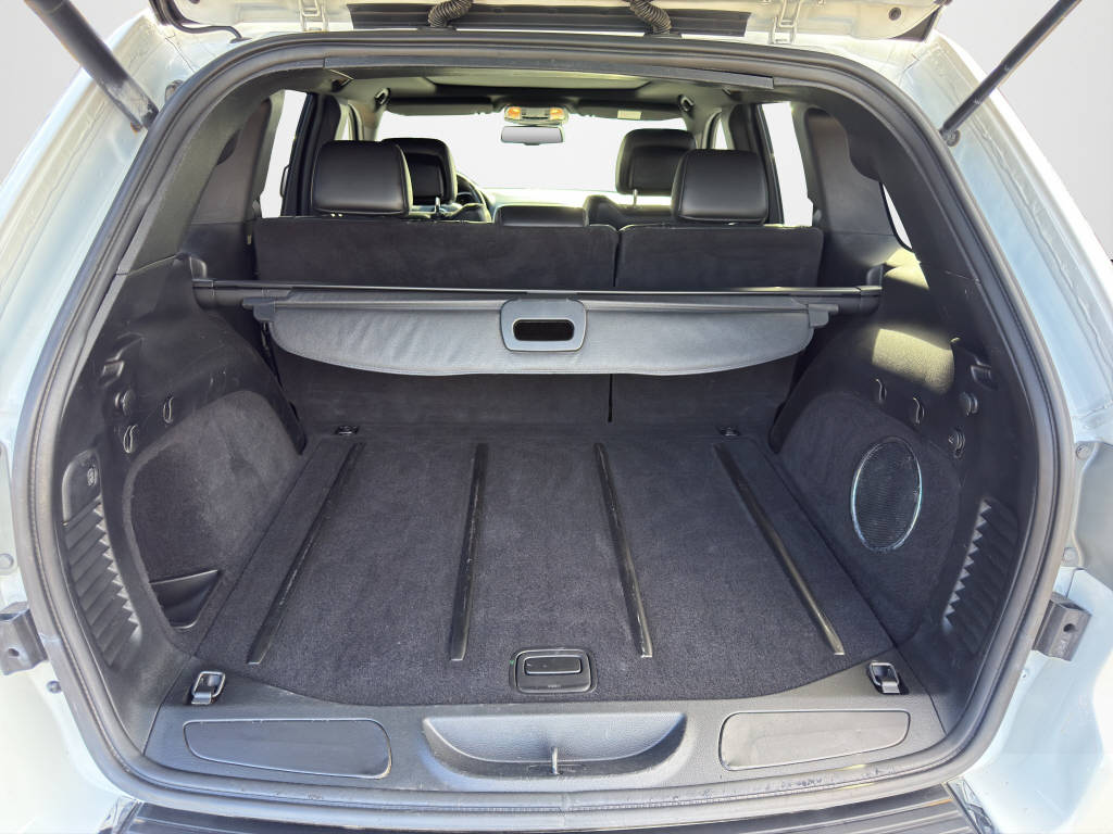JEEP Grand Cherokee 3.0 CRD 250 Overland-image-15