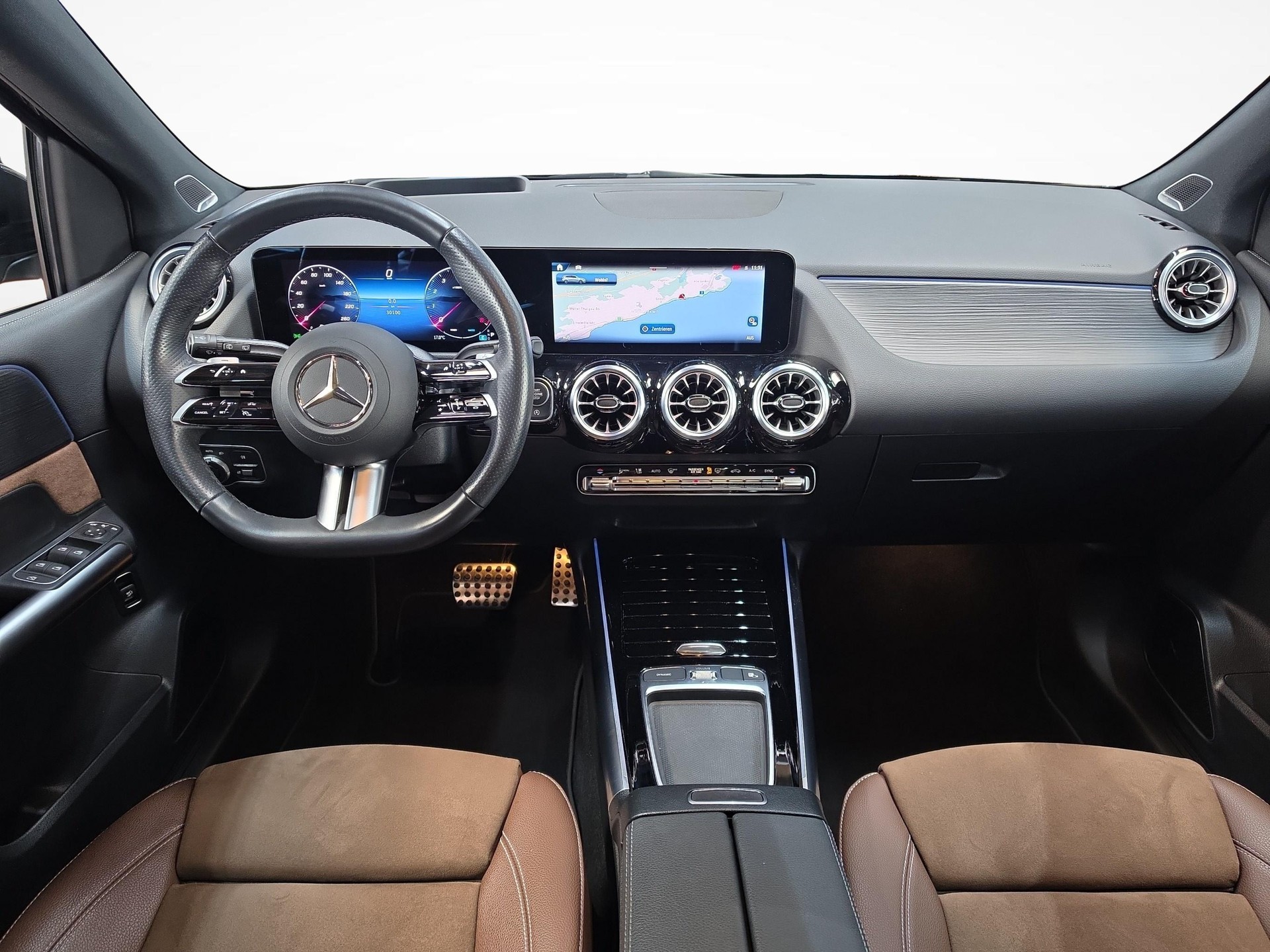 MERCEDES-BENZ B 250 4MATIC AMG Line-image-8