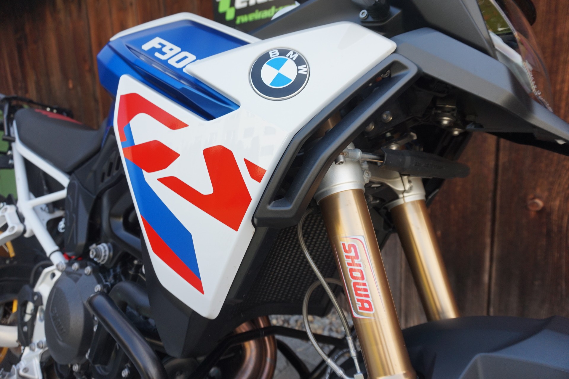 BMW F 900 GS ABS mit Sonderausstattung und viel Sonderzubehör-image-9