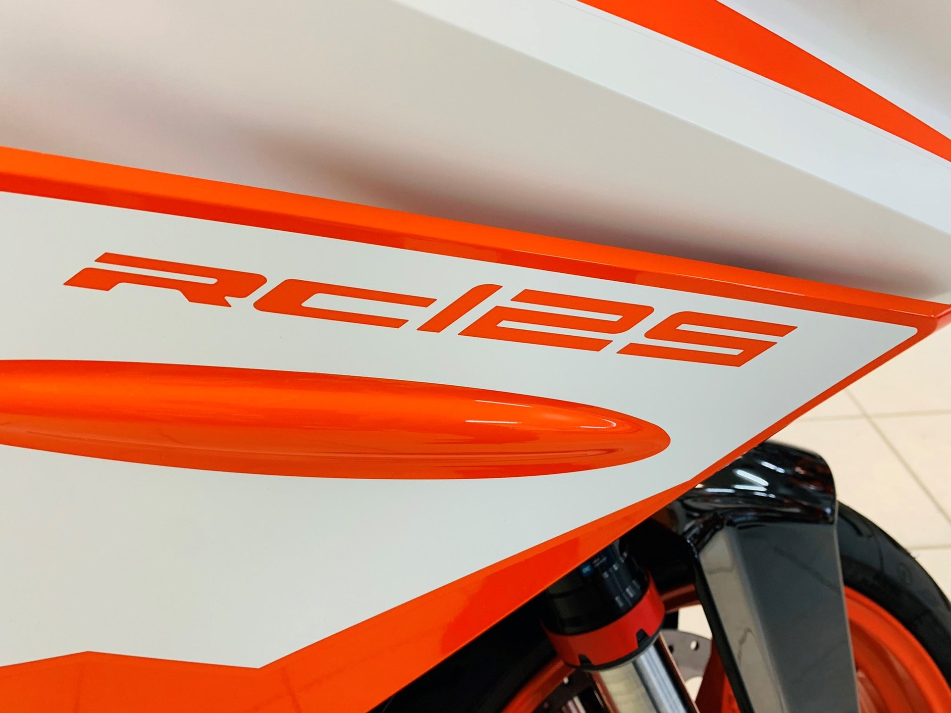 KTM RC 125-image-2