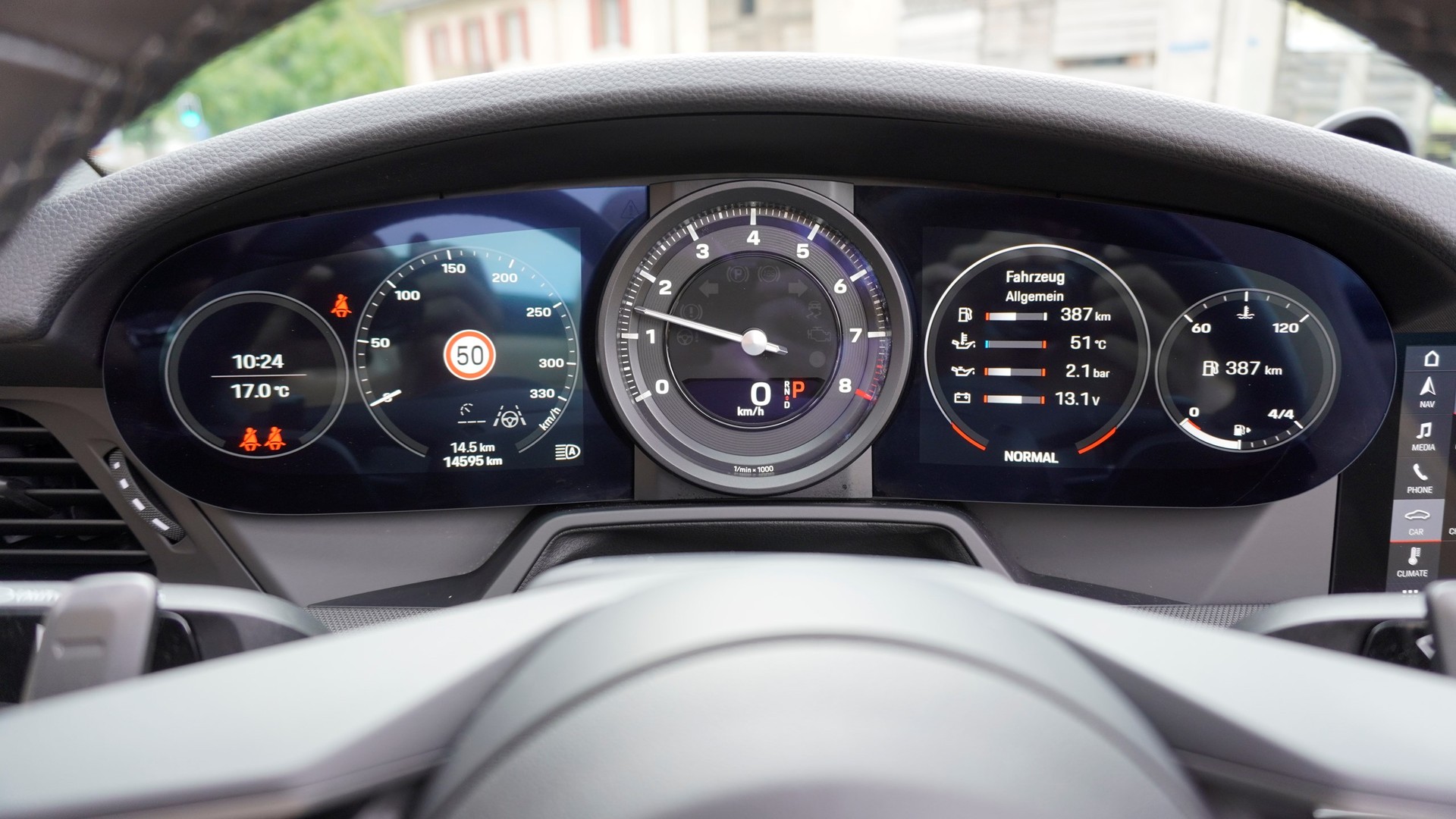 PORSCHE 911 Carrera 4 Cabriolet PDK-showroom-element-3