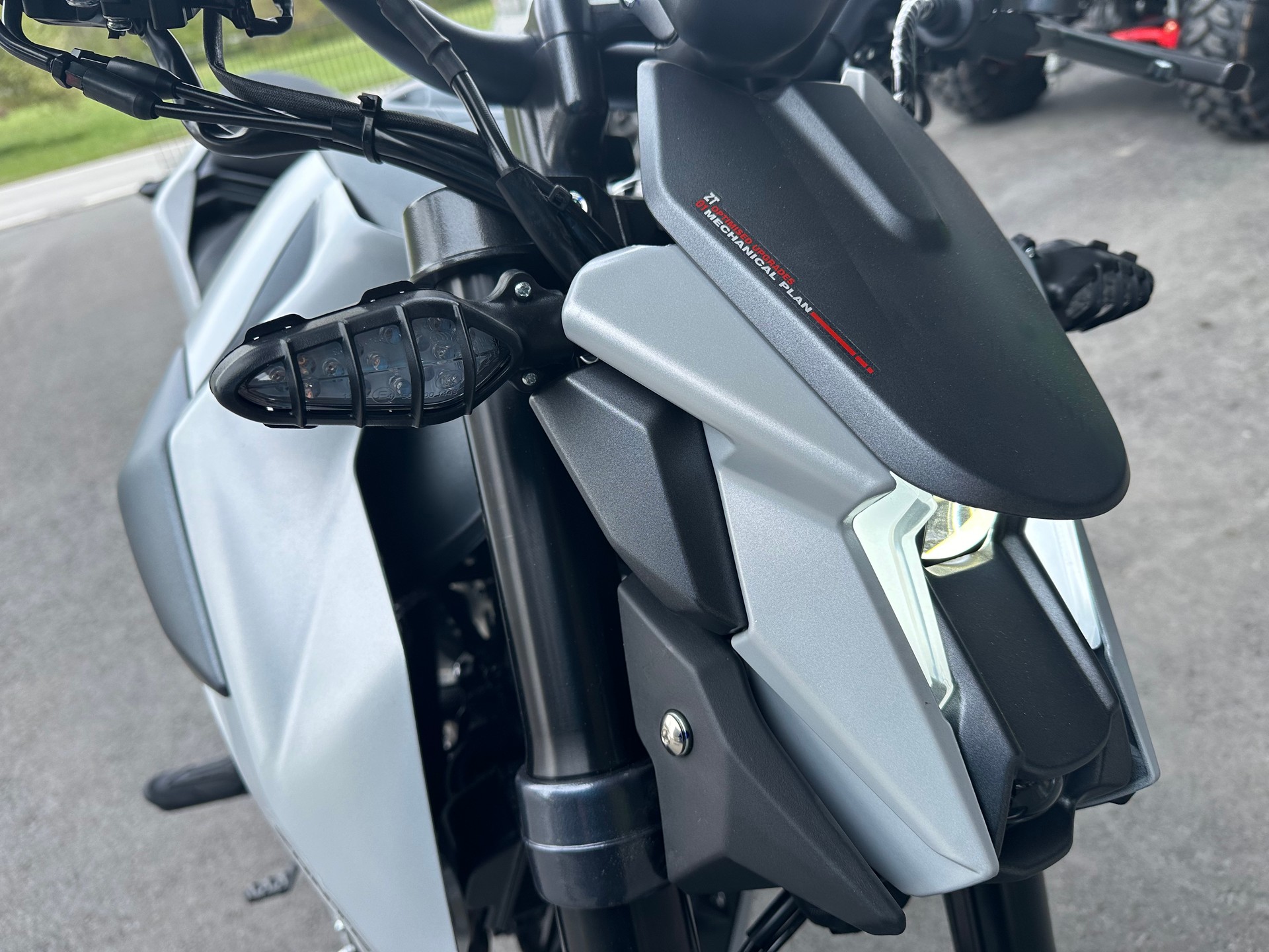 ZONTES ZT 125-image-8