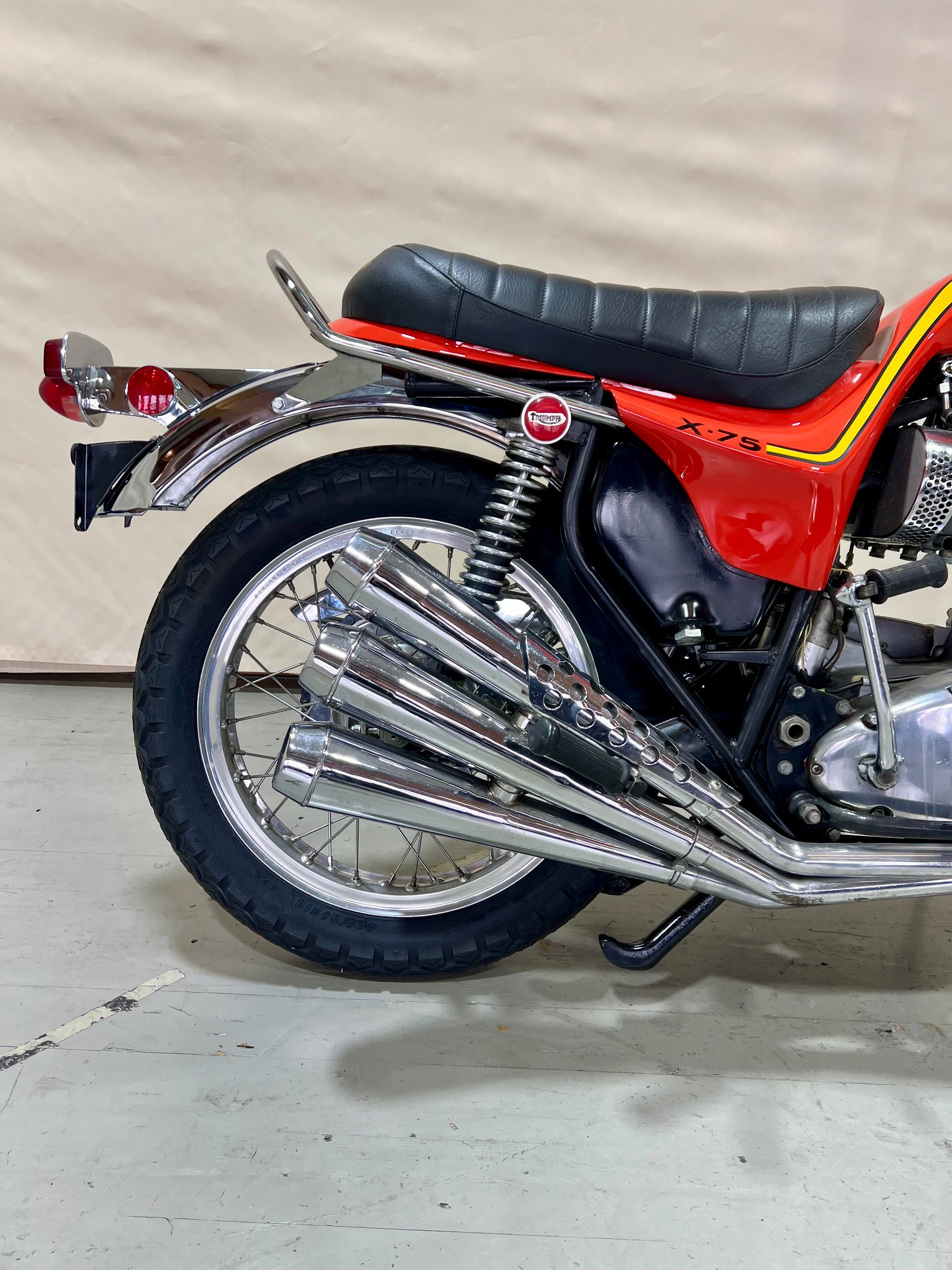 TRIUMPH X-75 Hurricane-image-3