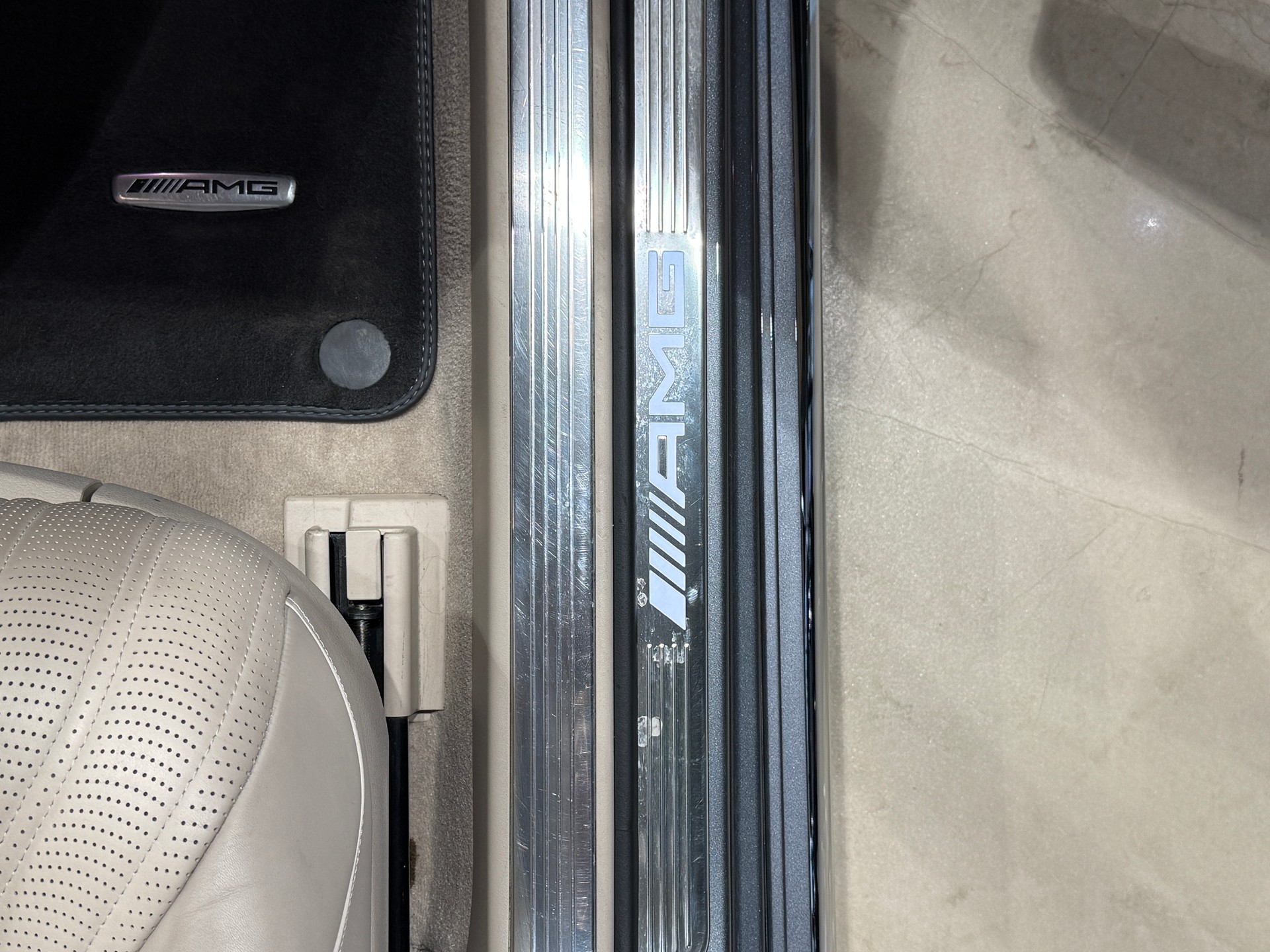 MERCEDES-BENZ S 63 AMG L 4Matic+ 9G-Tronic Designo Paket-image-23