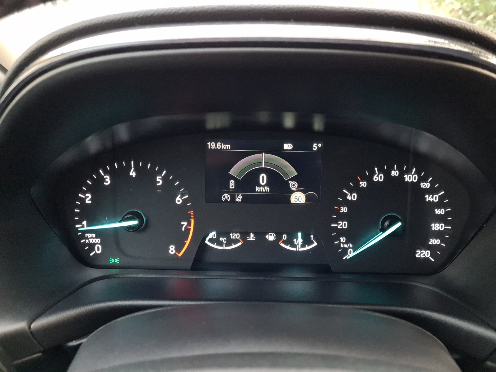 FORD Puma 1.0i EcoBoost Hybrid 125 PS Titanium-image-10