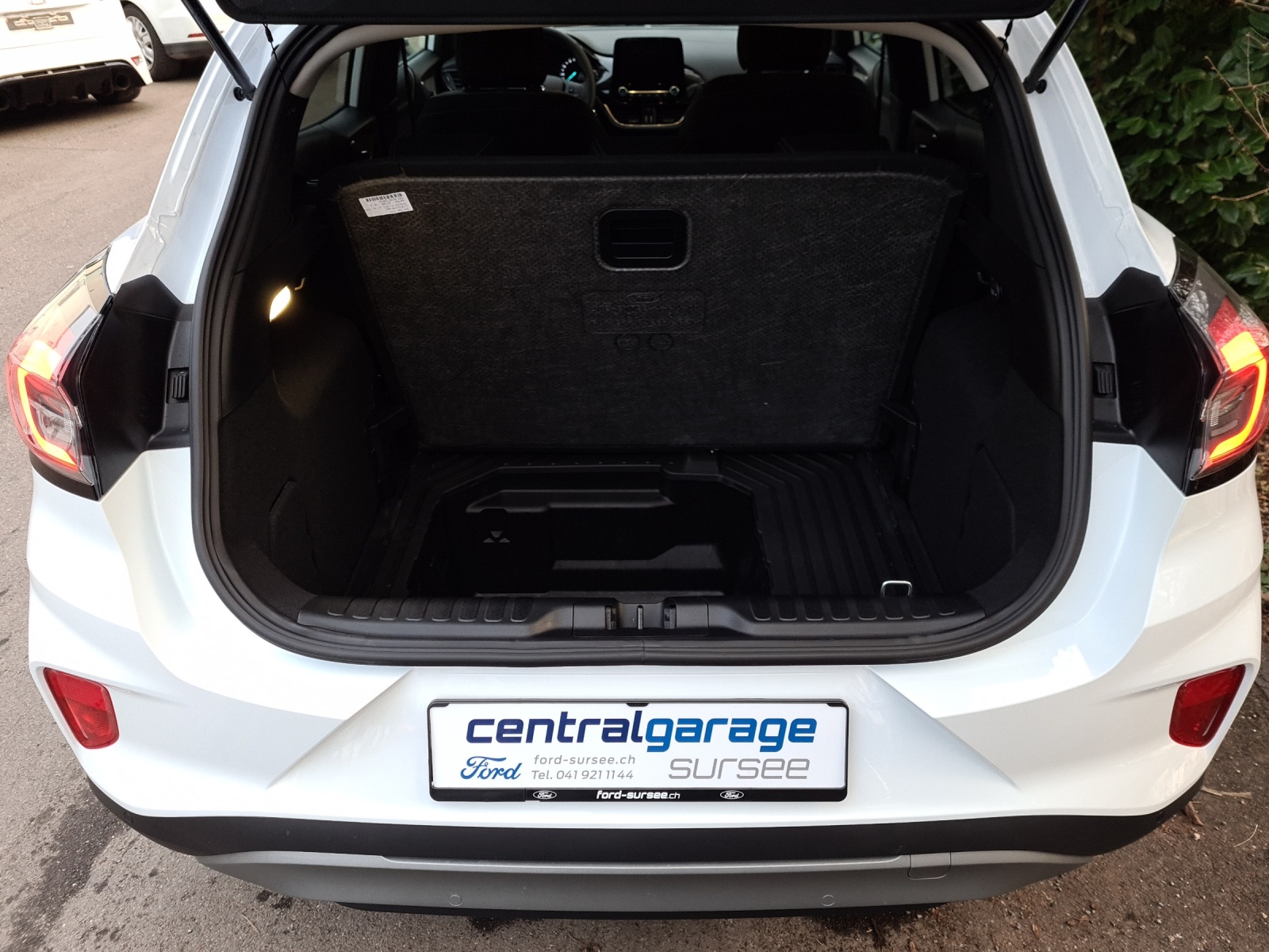 FORD Puma 1.0i EcoBoost Hybrid 125 PS Titanium-image-13