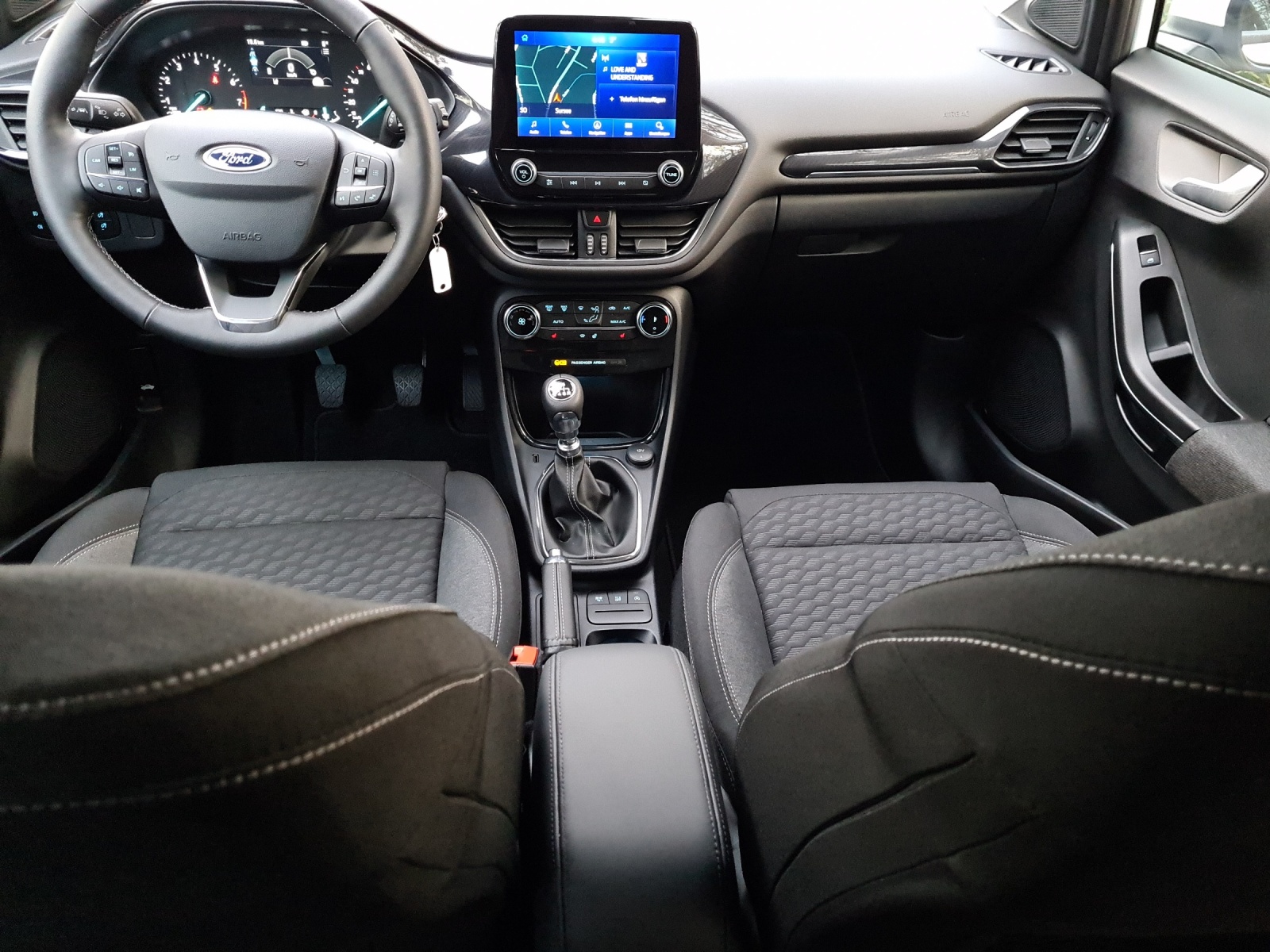 FORD Puma 1.0i EcoBoost Hybrid 125 PS Titanium-image-8