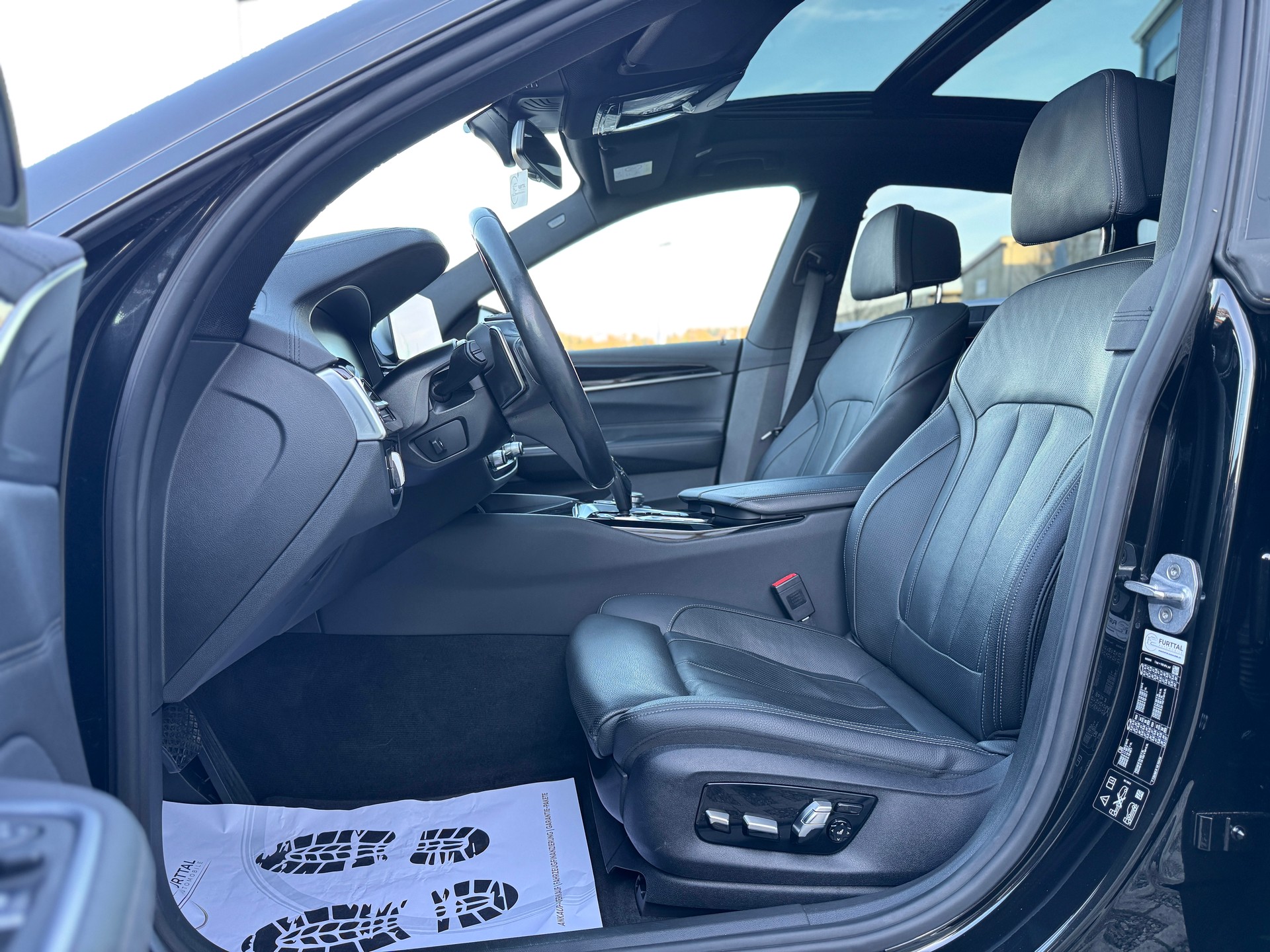 BMW 640d GT xDrive Sport Line Steptronic-image-17