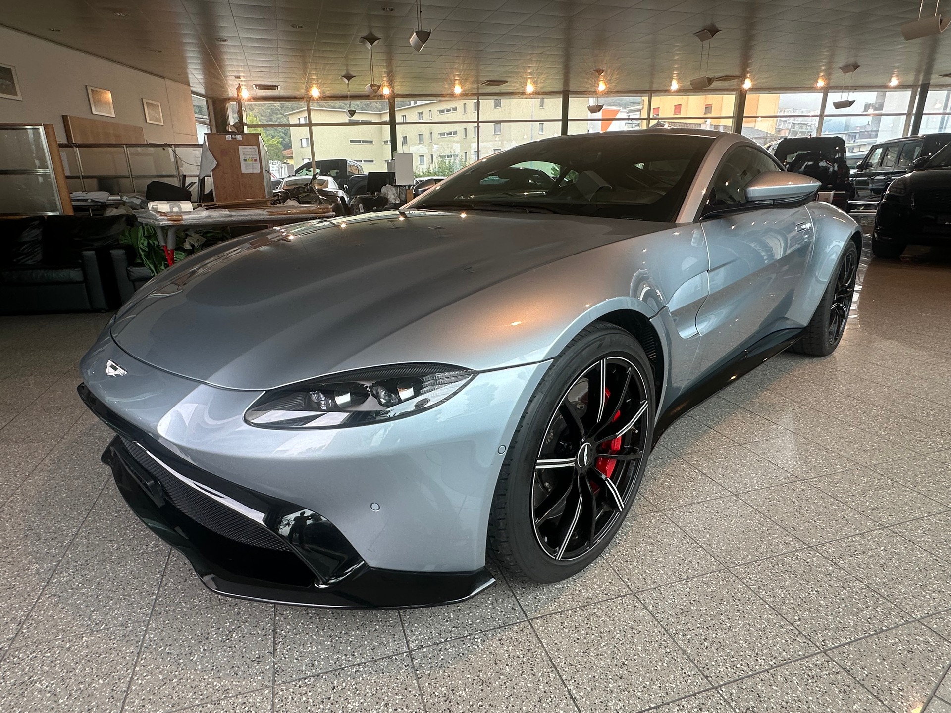 ASTON MARTIN V8 Vantage 4.0 Coupé