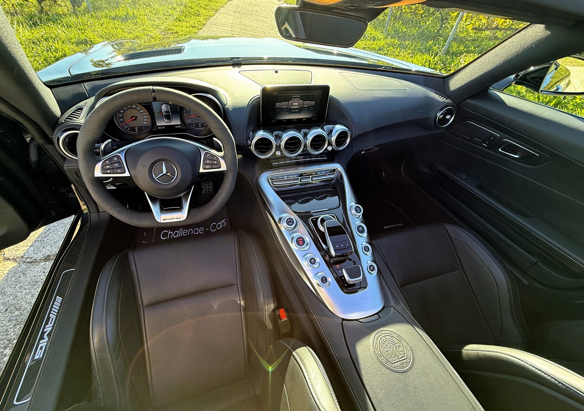MERCEDES-BENZ AMG GT C Roadster Speedshift DCT-image-21