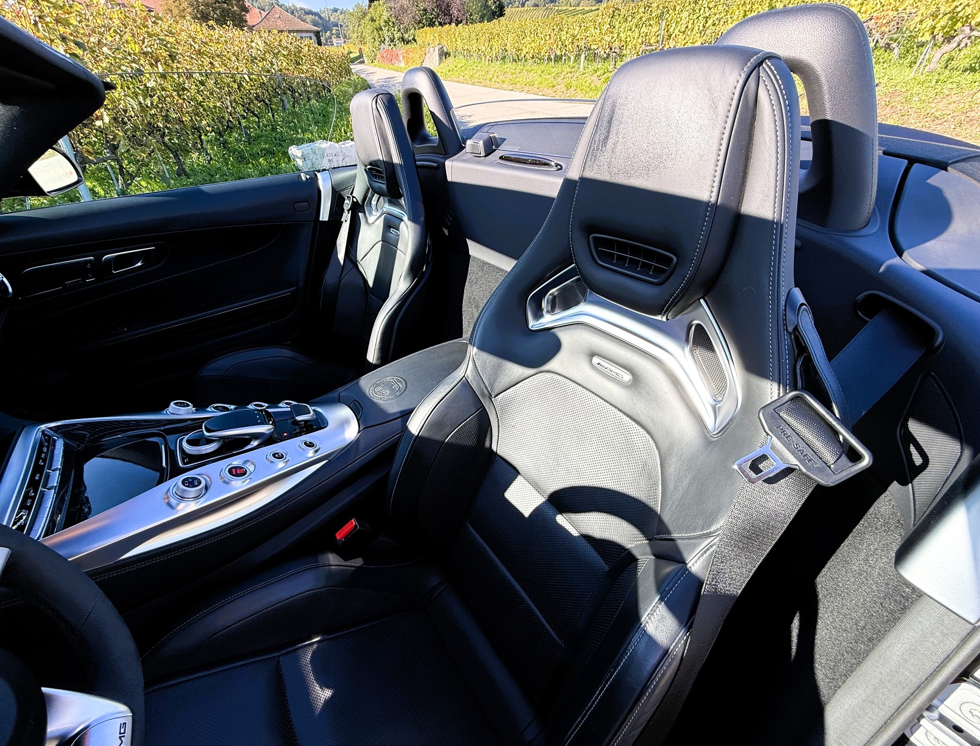 MERCEDES-BENZ AMG GT C Roadster Speedshift DCT-image-24