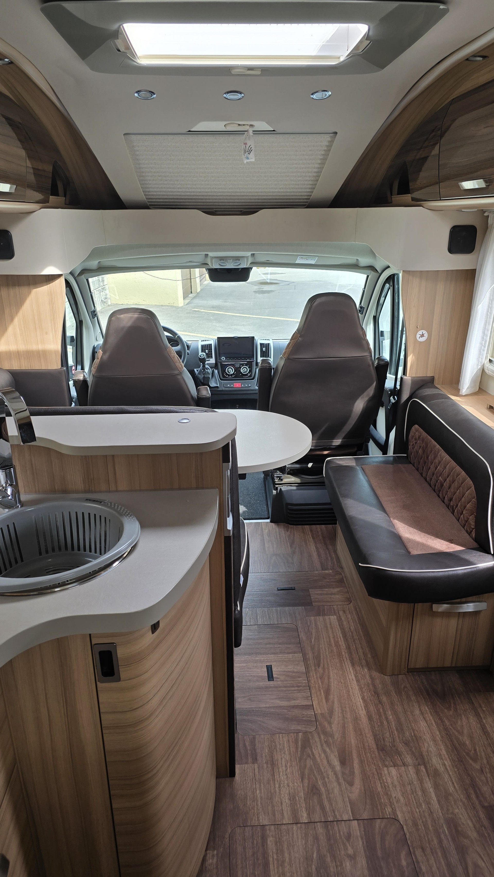 KNAUS Fiat Knaus Sun Ti R22 Platinum haut de gamme expertisé- 4 places-image-4