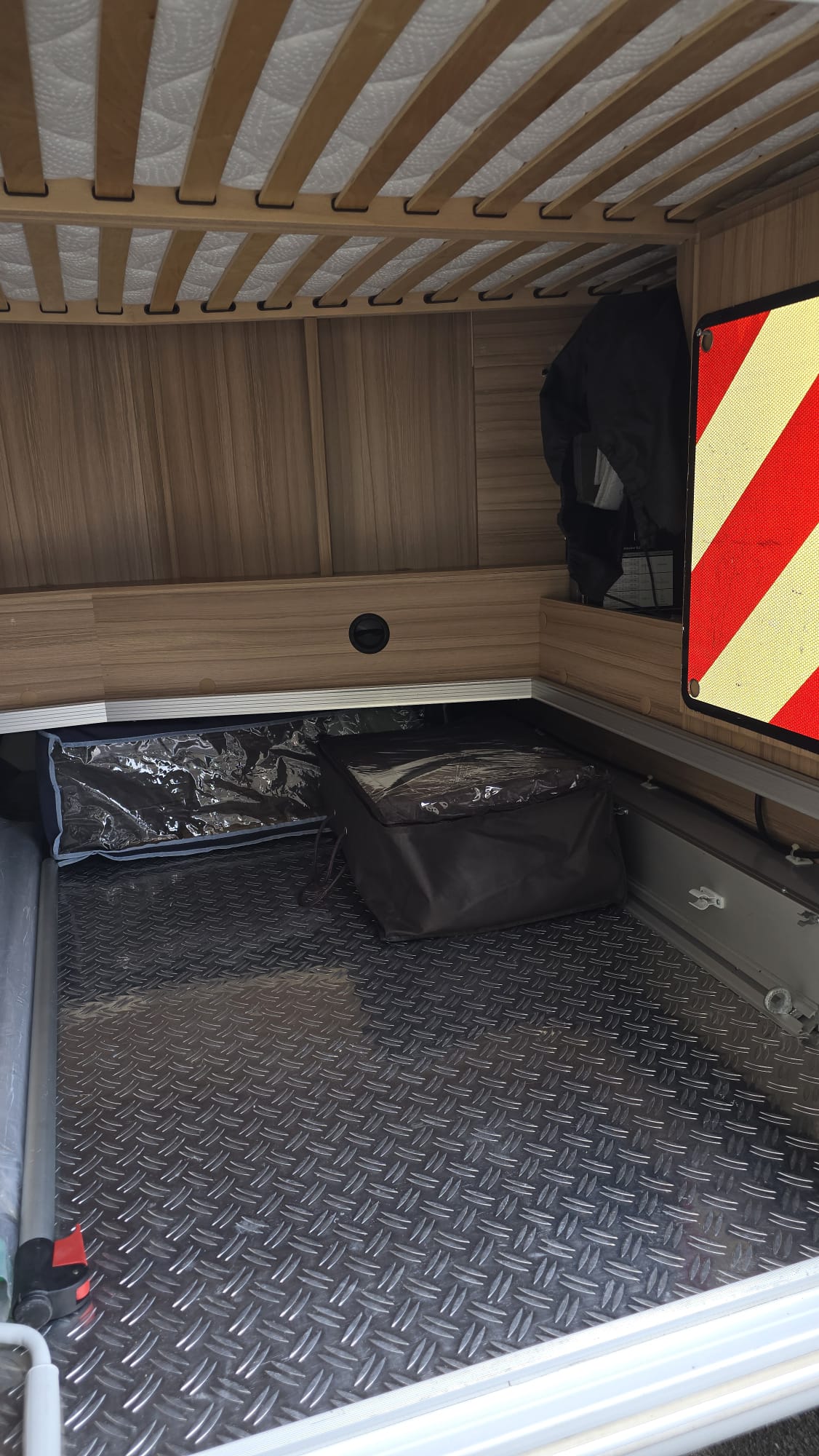 KNAUS Fiat Knaus Sun Ti R22 Platinum haut de gamme expertisé- 4 places-image-9
