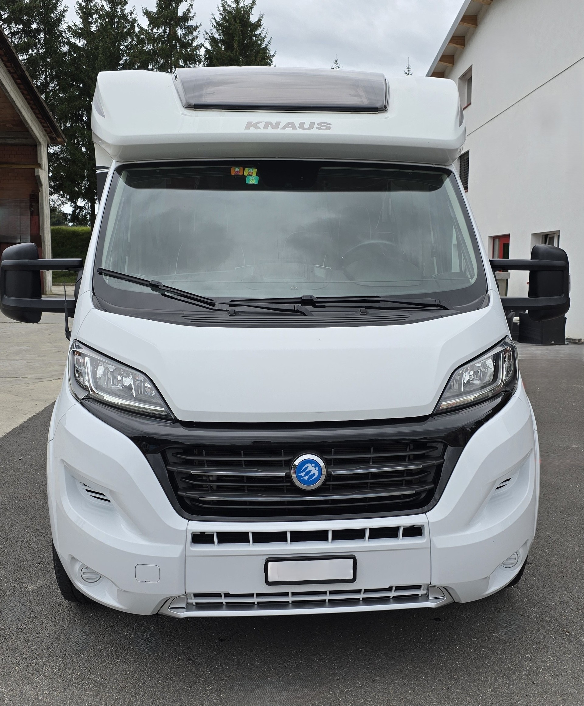 KNAUS Fiat Knaus Sun Ti R22 Platinum haut de gamme expertisé- 4 places-image-2