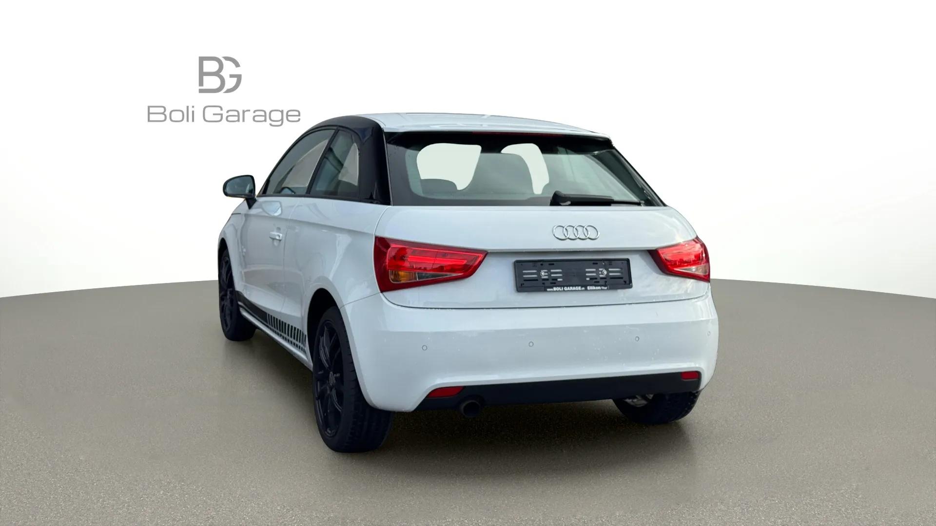 AUDI A1 1.6 TDI Attraction DSG-image-5
