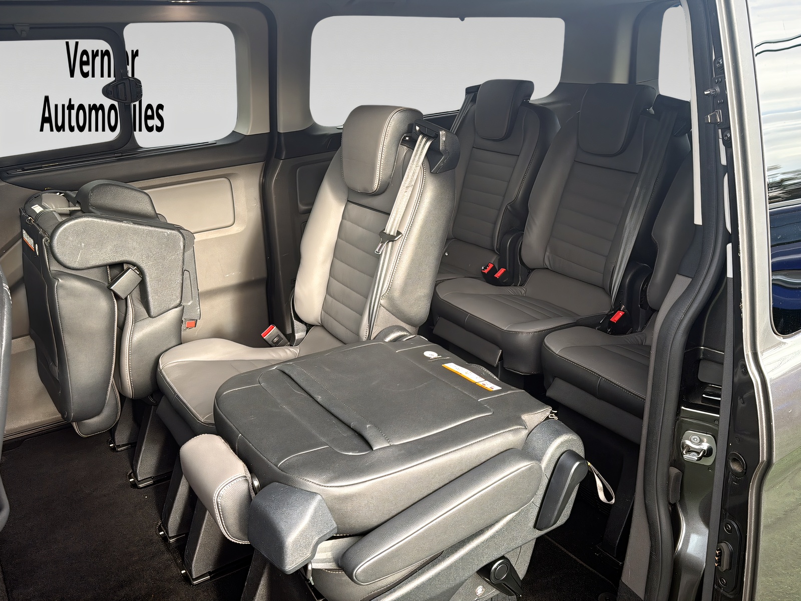 FORD Tourneo Custom 320 L2H1 Titanium X A-image-14