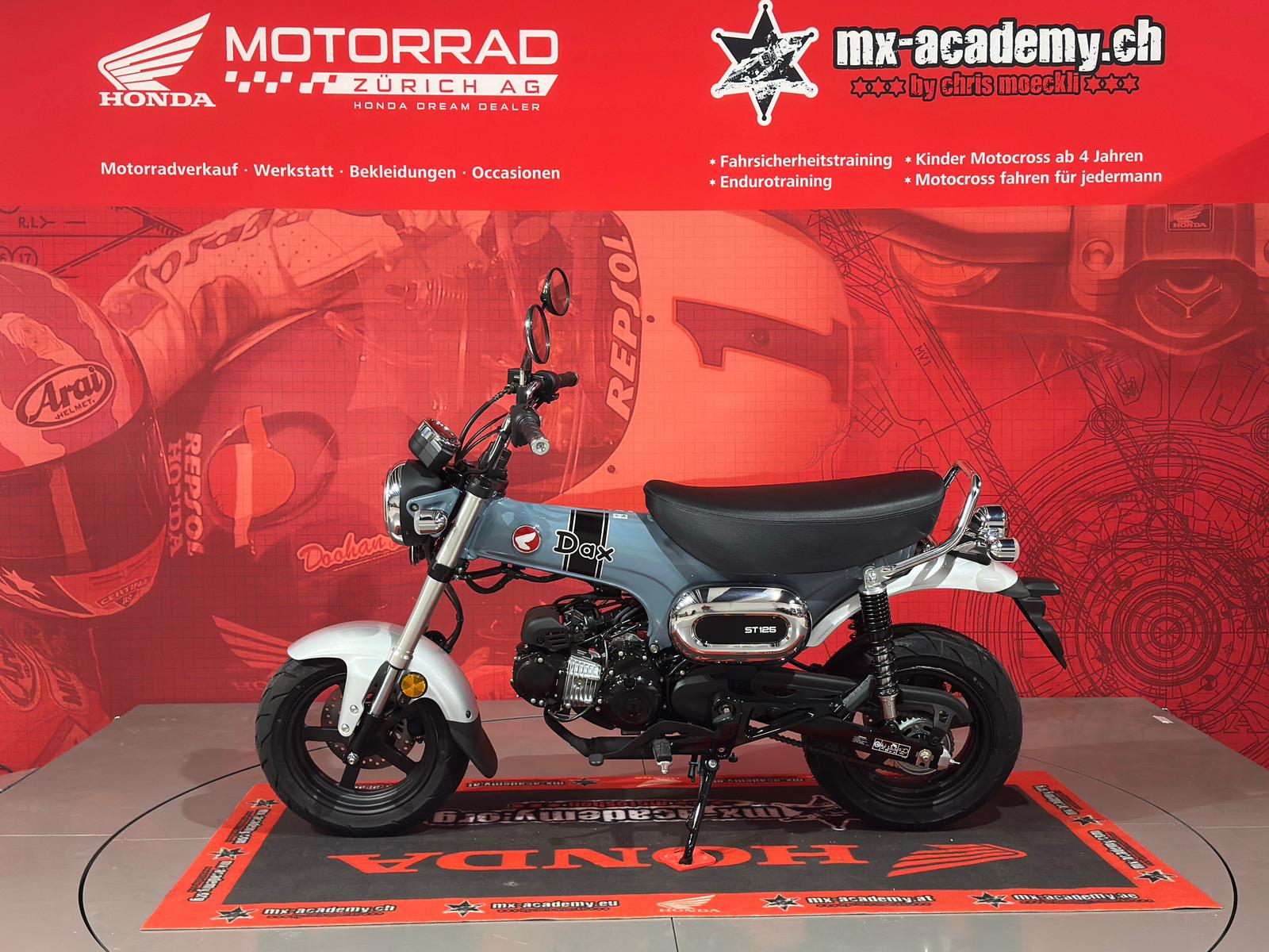 HONDA St 125 Dax*Neufahrzeug**Pearl Cadet Grey-image-10