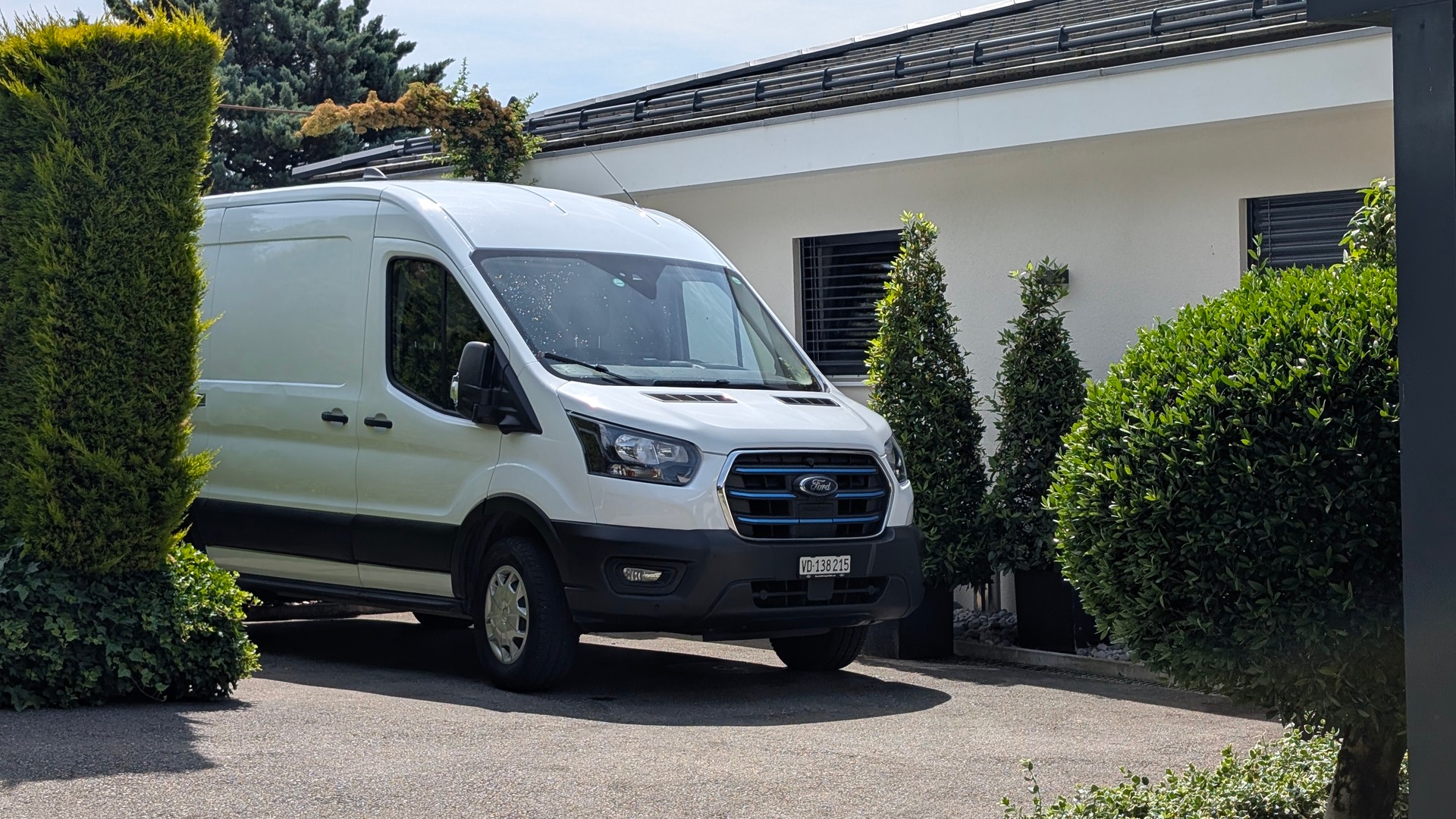 FORD E-Transit Van 350 L2 Trend RWD 68kWh