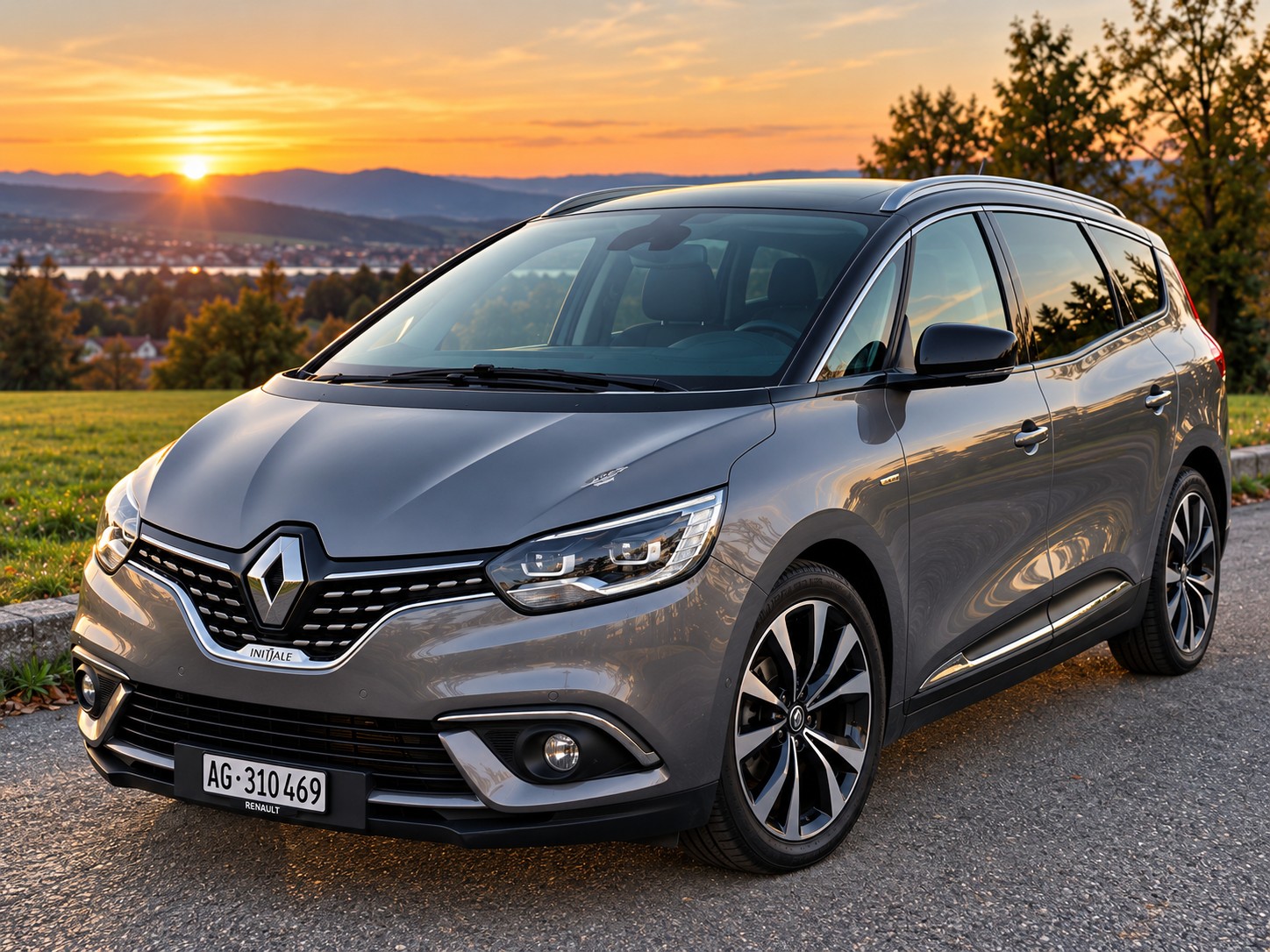 RENAULT Grand Scénic 1.3 16V Turbo Initiale Paris EDC-image-0