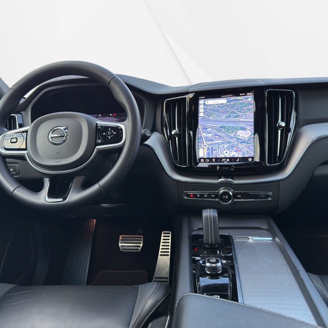 VOLVO XC60 T6 eAWD R-Design Geartronic-image-9