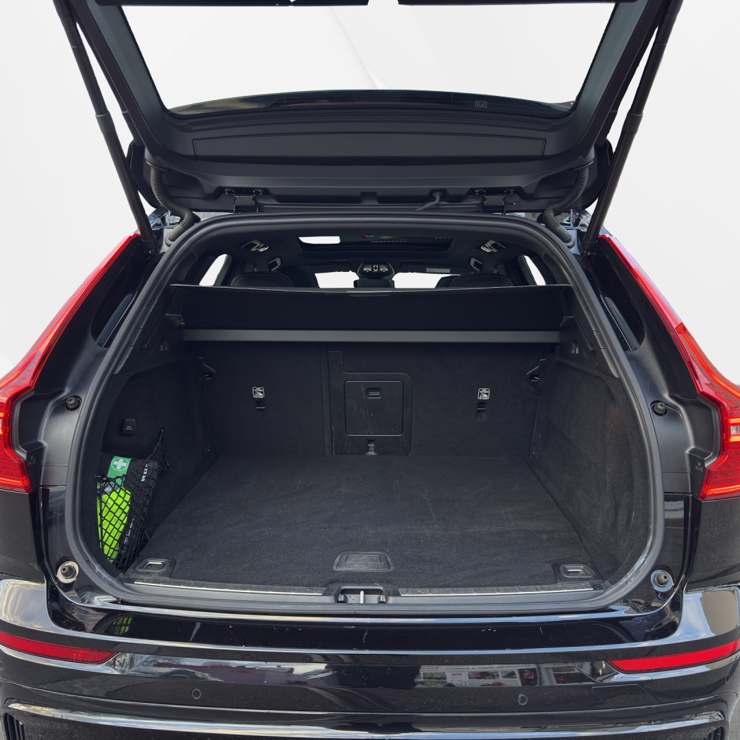 VOLVO XC60 T6 eAWD R-Design Geartronic-image-12