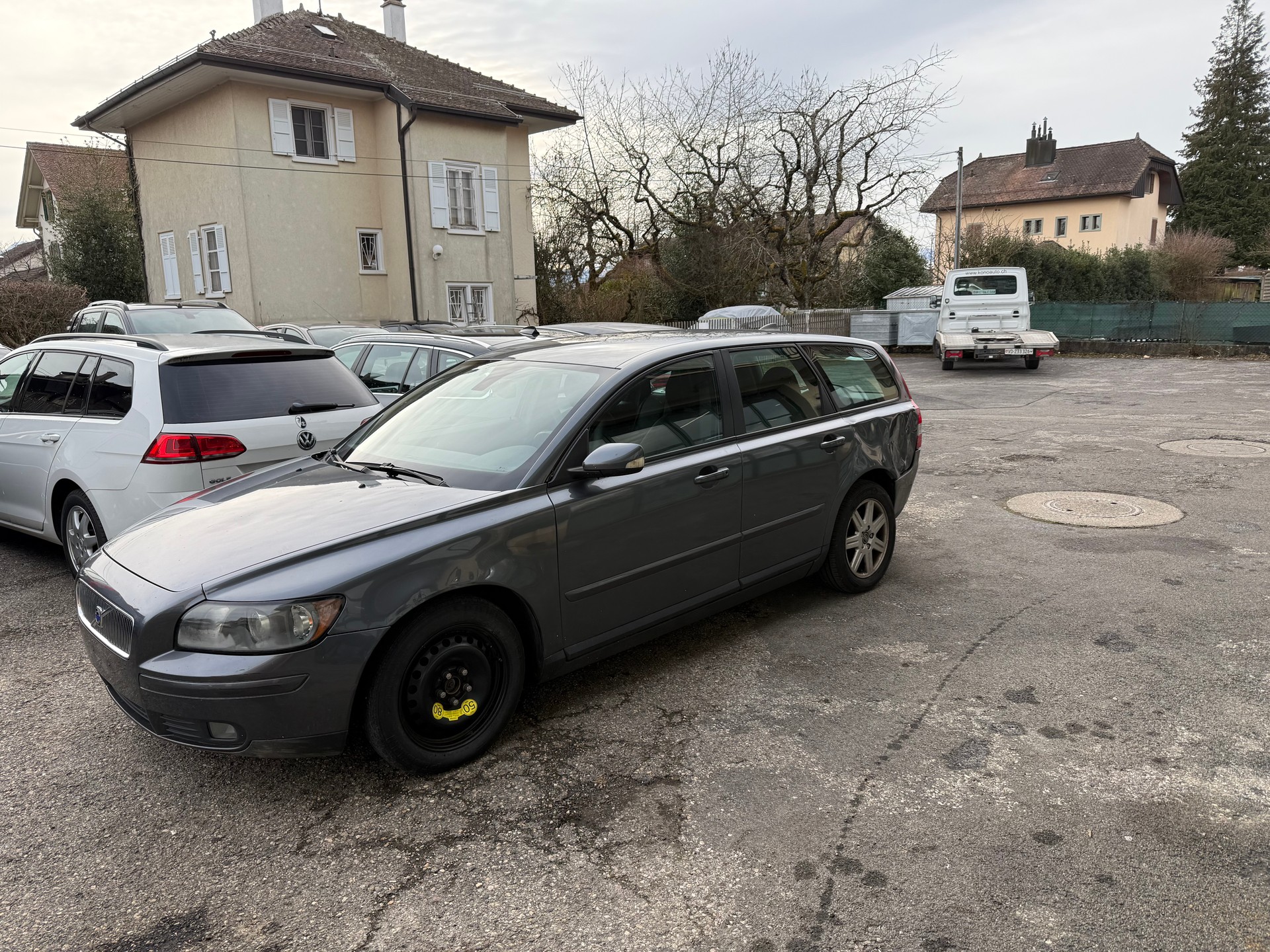 VOLVO V50 2.0D-showroom-element-1