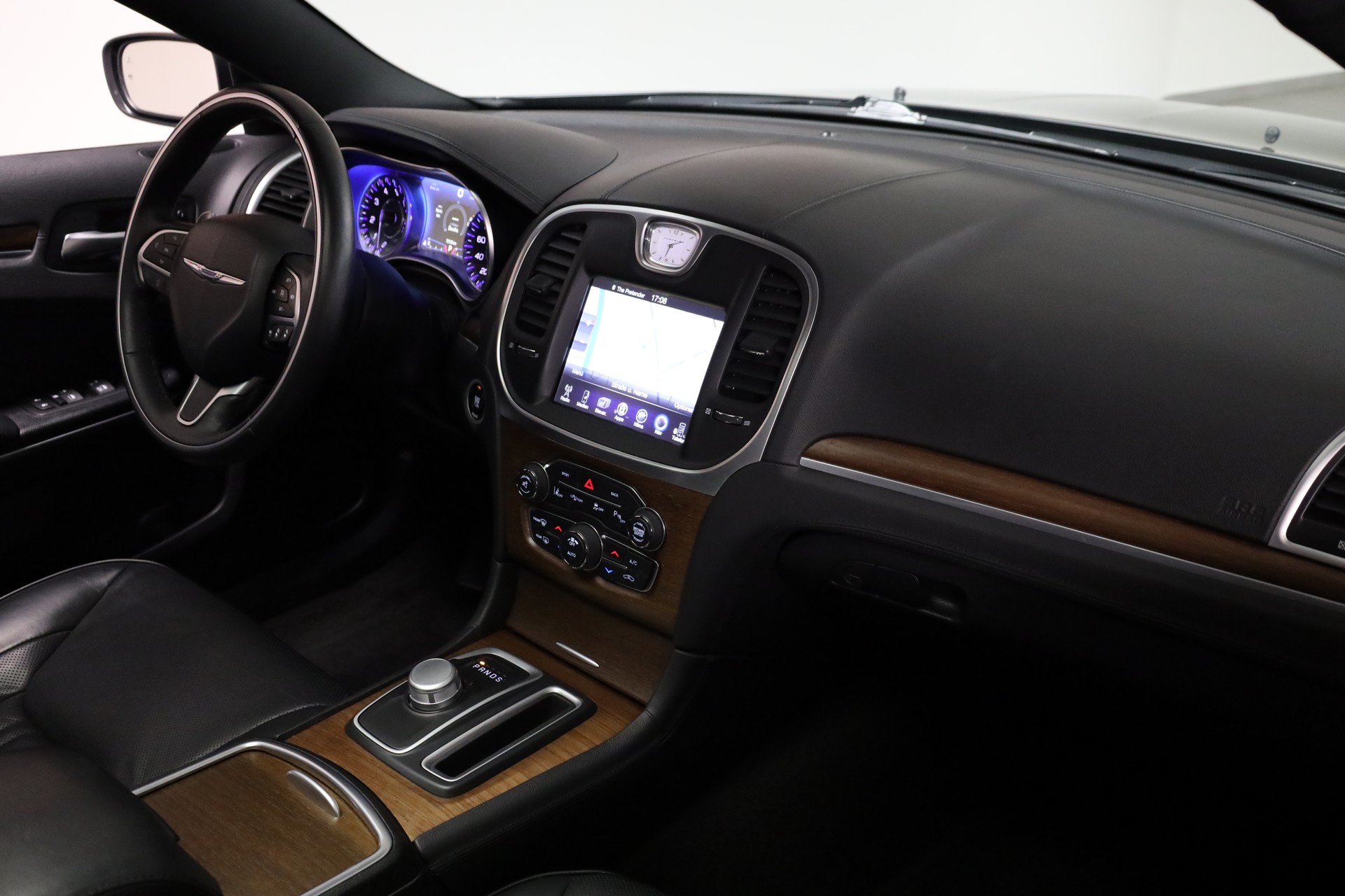 CHRYSLER 300C Platinum 5.7 HEMI-image-10