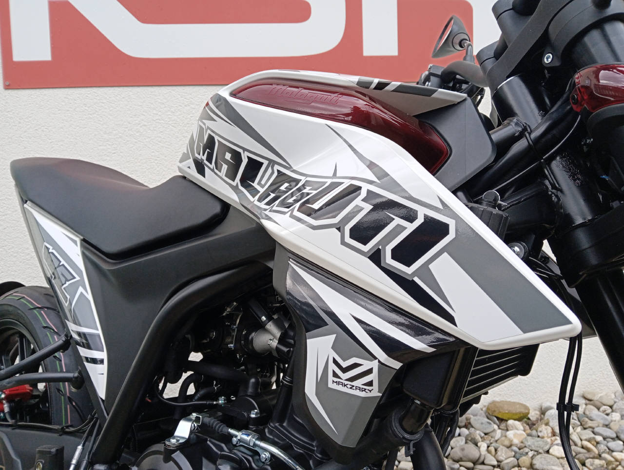MALAGUTI Drakon 125 ABS-image-7