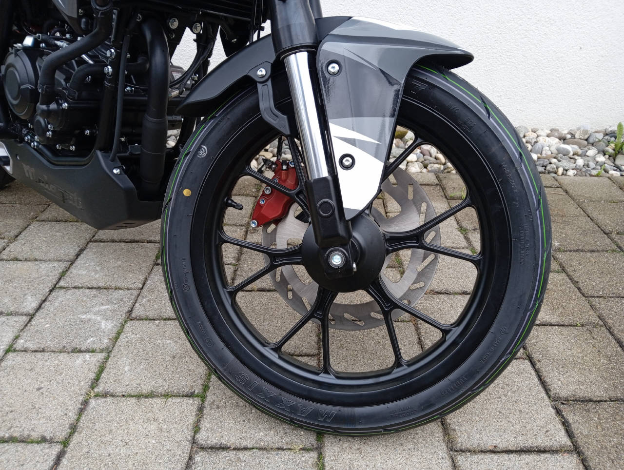 MALAGUTI Drakon 125 ABS-image-4